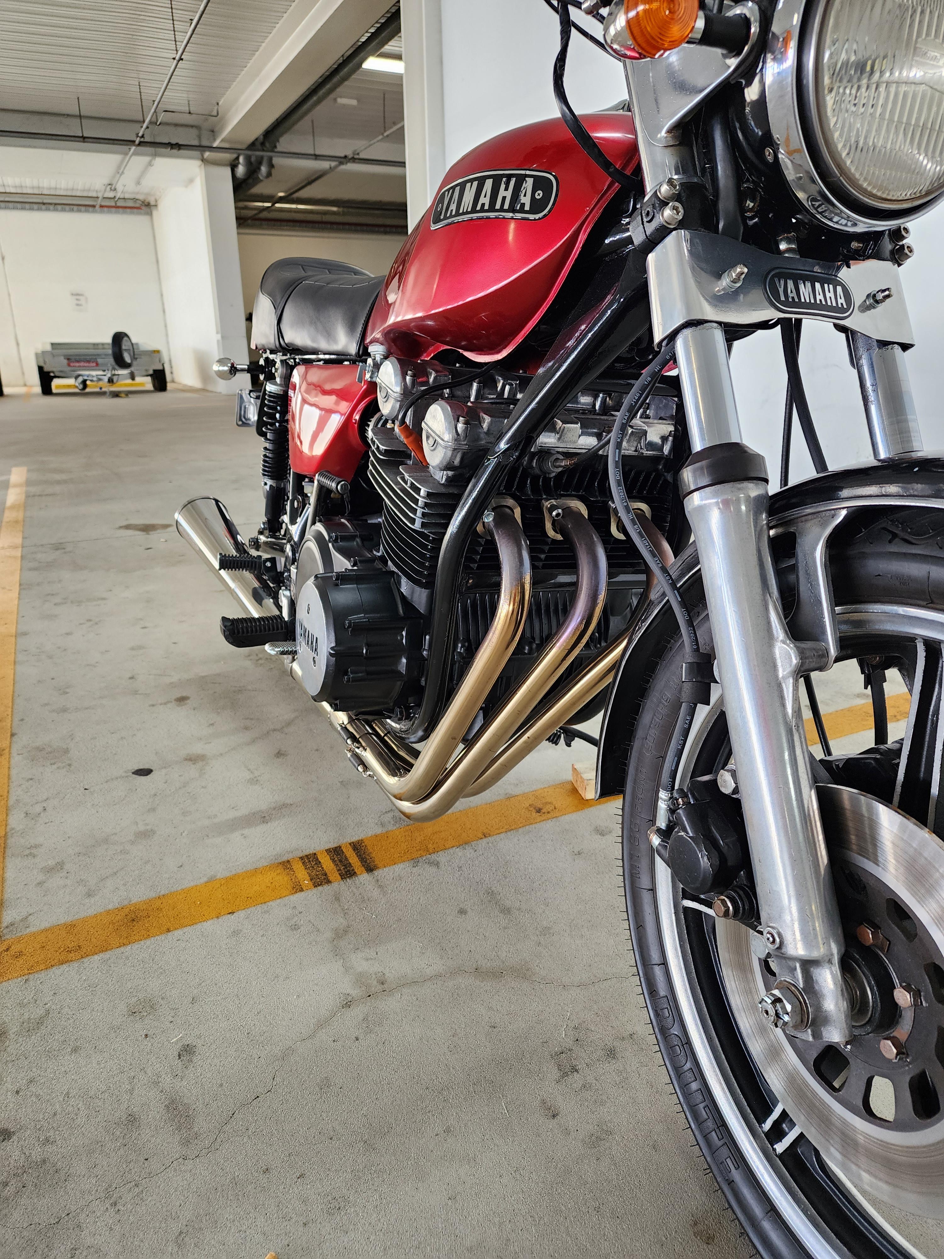 1977 YAMAHA XS750 ROAD