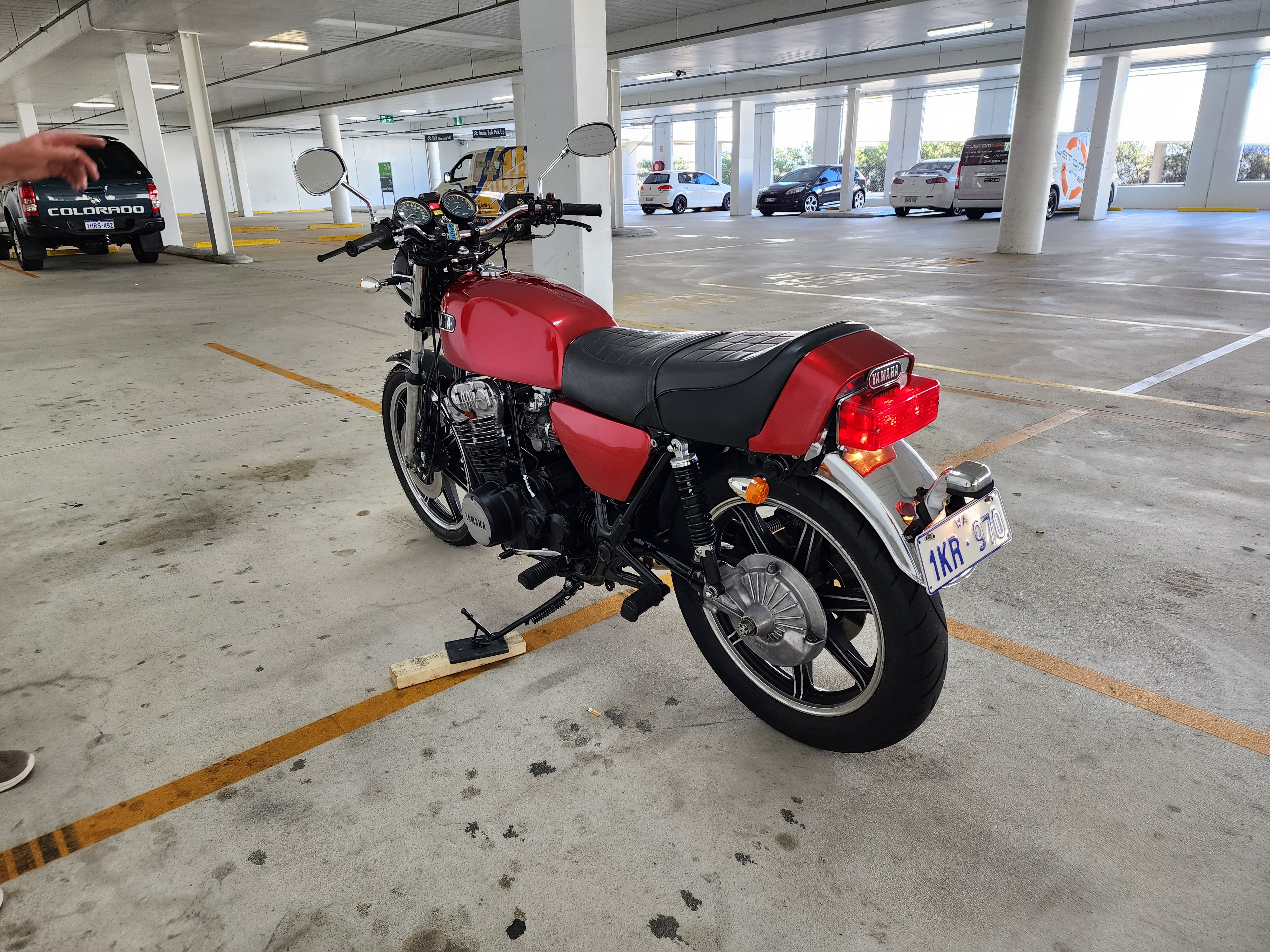 1977 YAMAHA XS750 ROAD