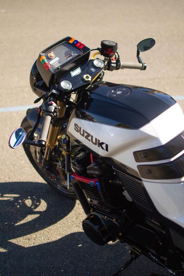 1985 SUZUKI GSX1100EF ROAD 