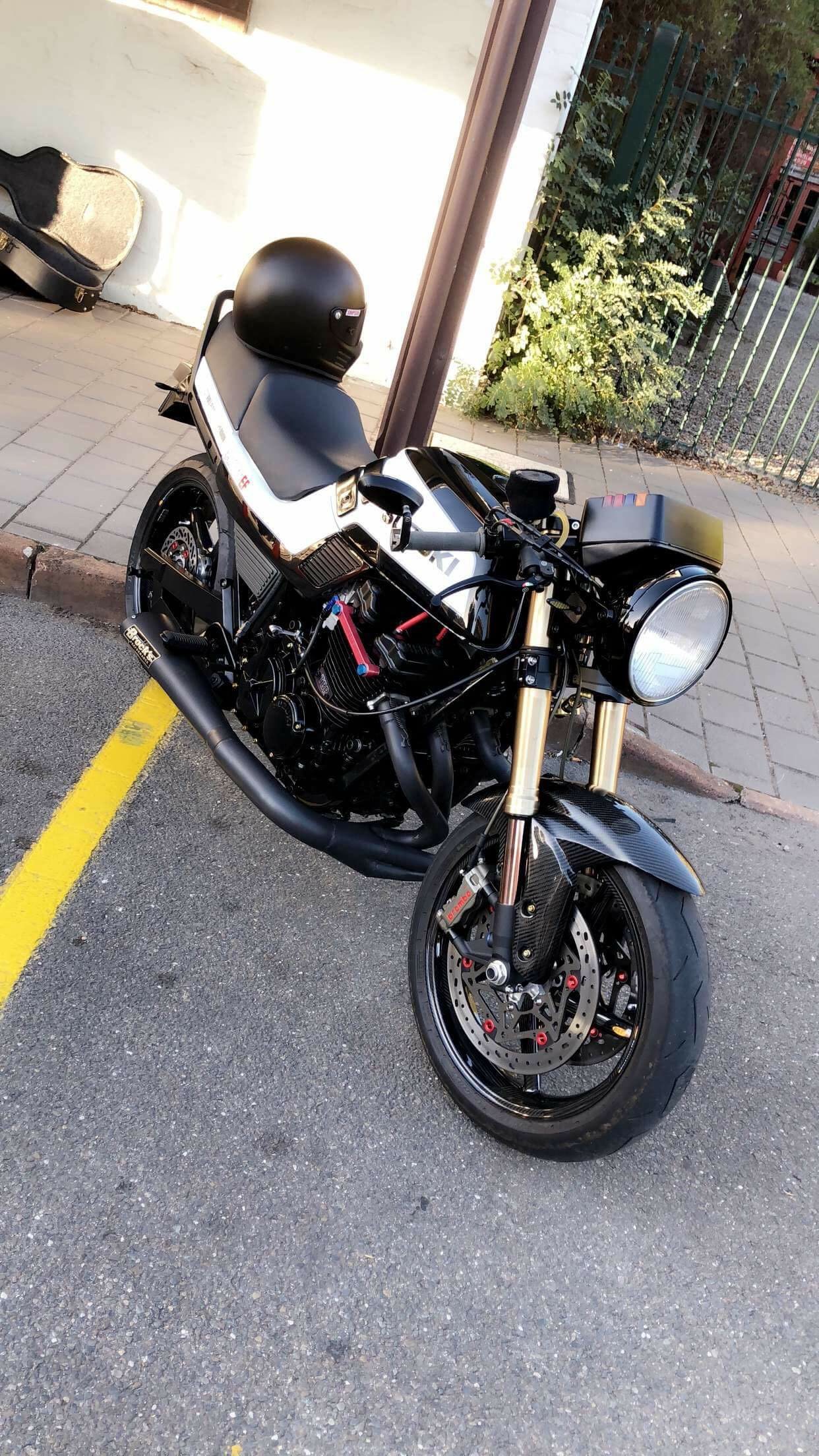 1985 SUZUKI GSX1100EF ROAD 