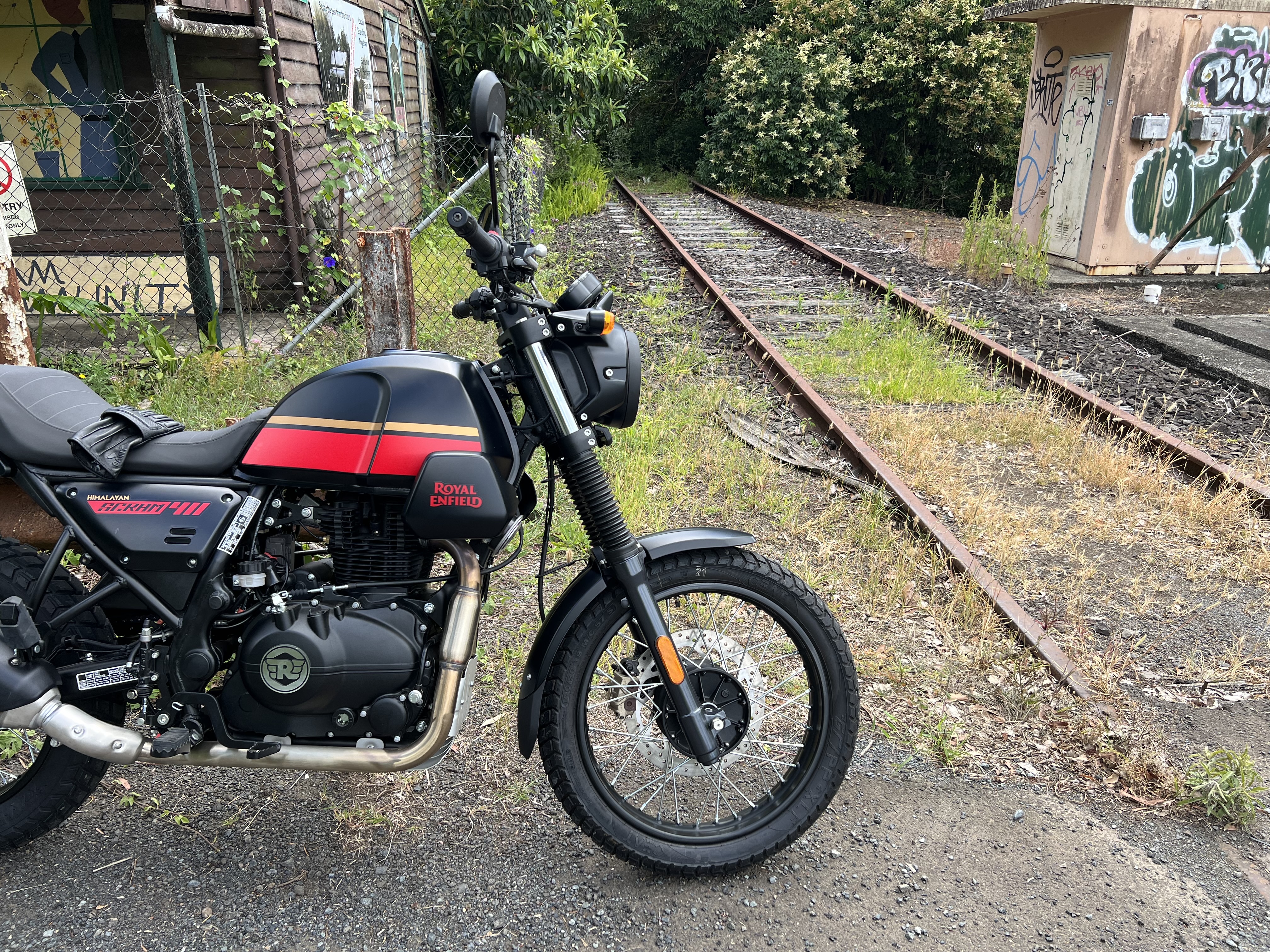 2022 ROYAL ENFIELD HIMALAYAN SCRAM 411 ROAD