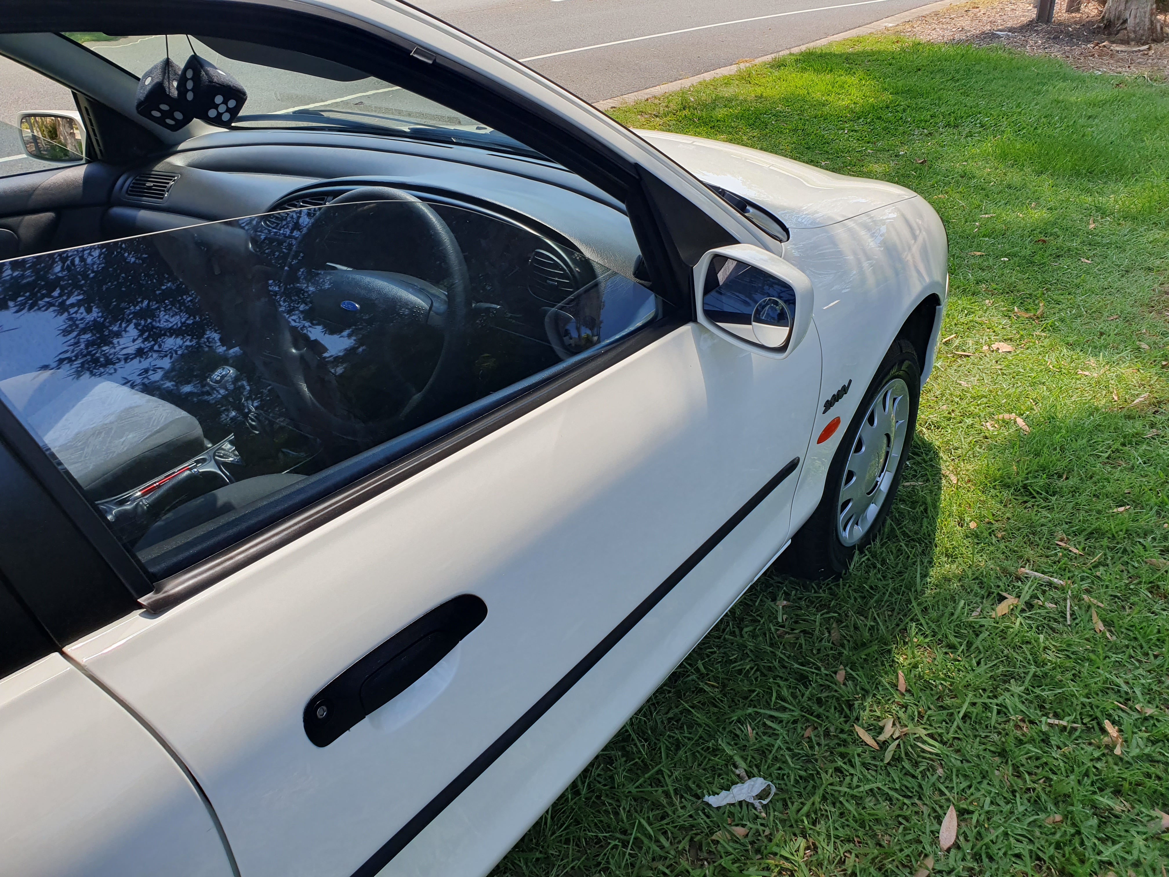 2000 FORD MONDEO SEDAN 