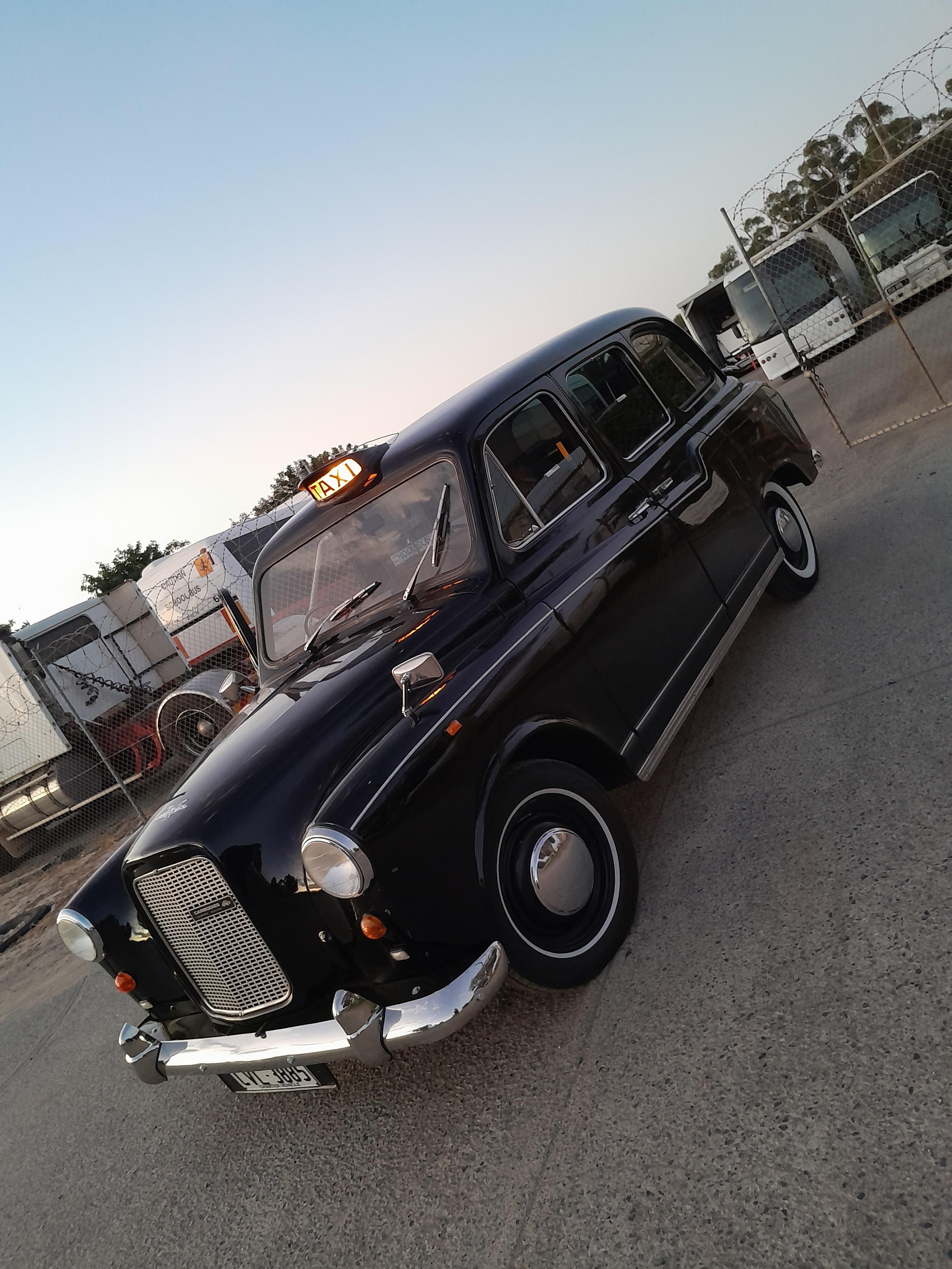 1985 LTI FX4 LONDON BLACK CAB
