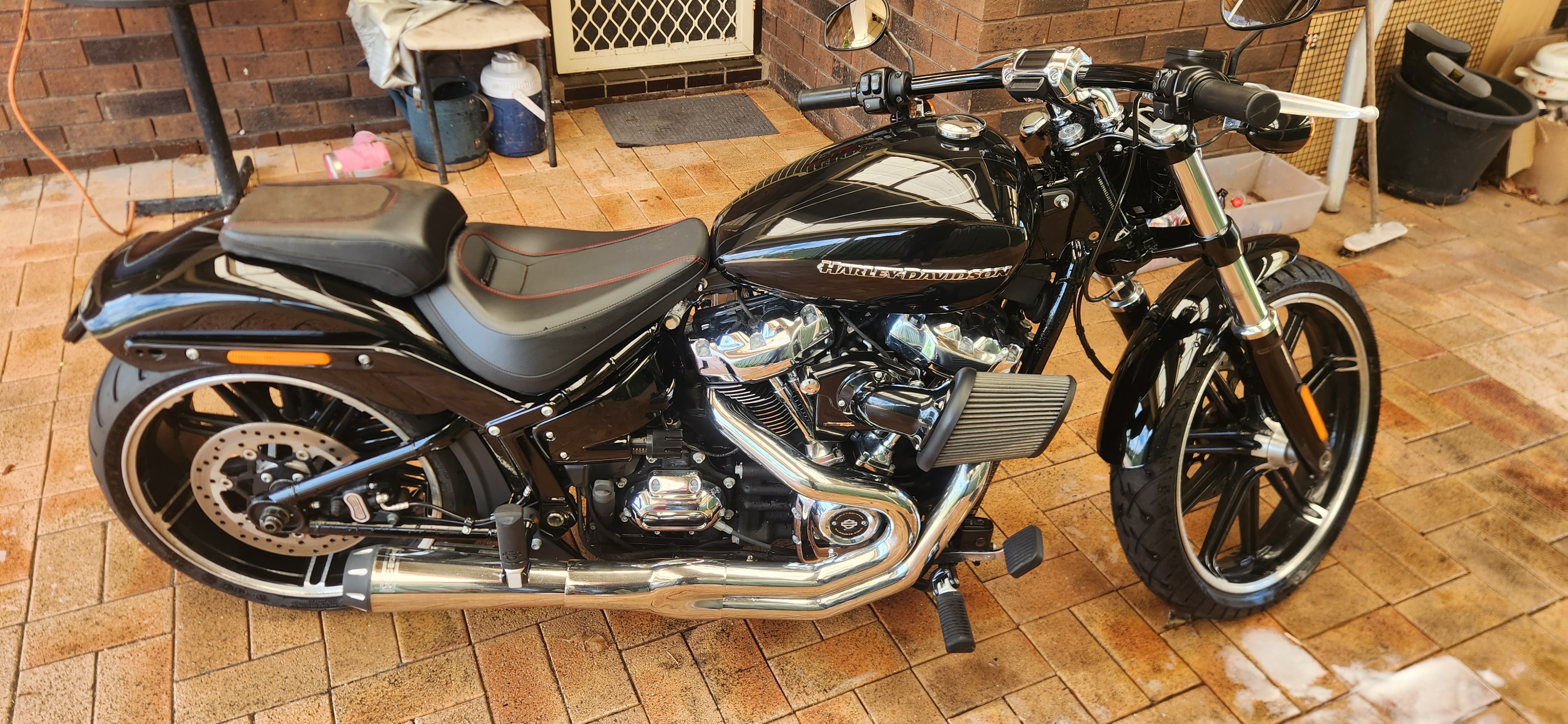 2018 HARLEY-DAVIDSON FXBRS BREAKOUT CRUISER