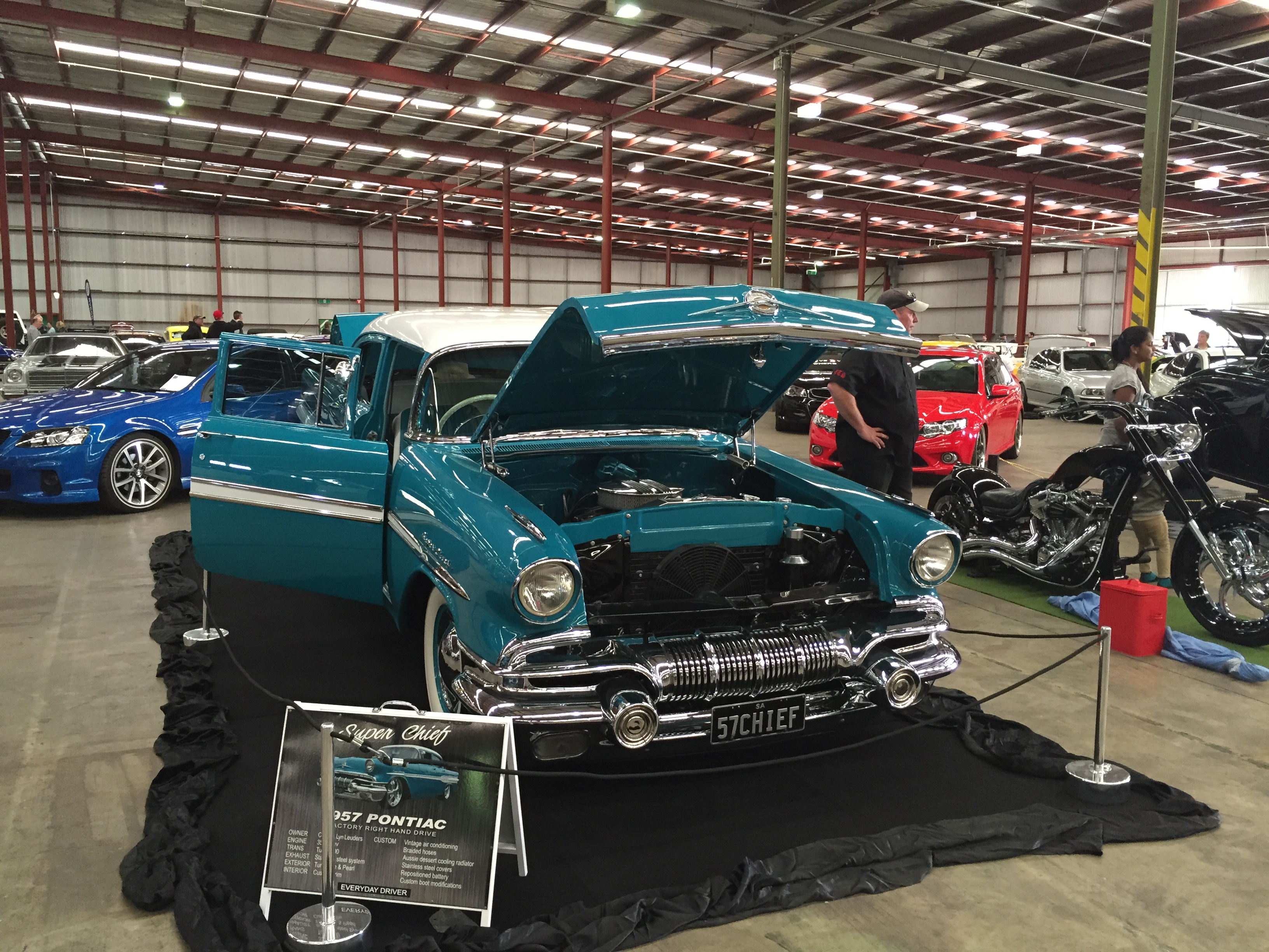 1957 PONTIAC SUPER CHIEF 4D SEDAN
