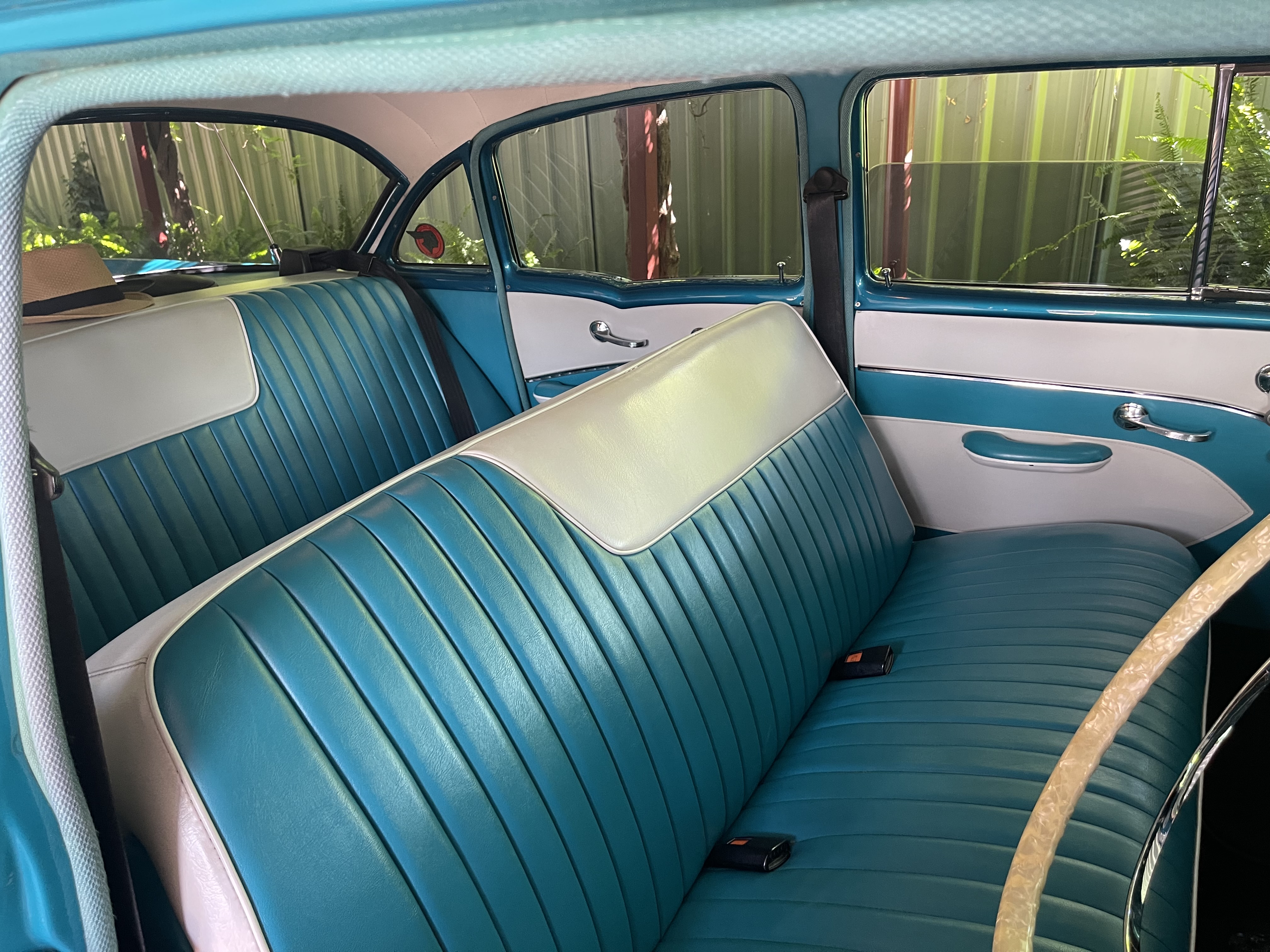 1957 PONTIAC SUPER CHIEF 4D SEDAN