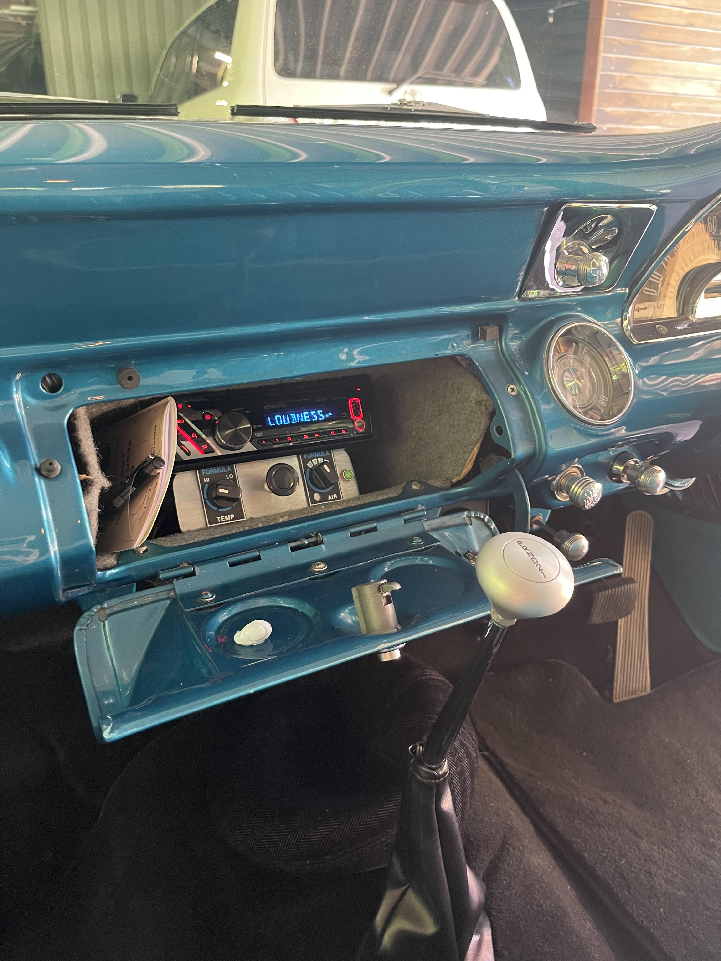 1957 PONTIAC SUPER CHIEF 4D SEDAN
