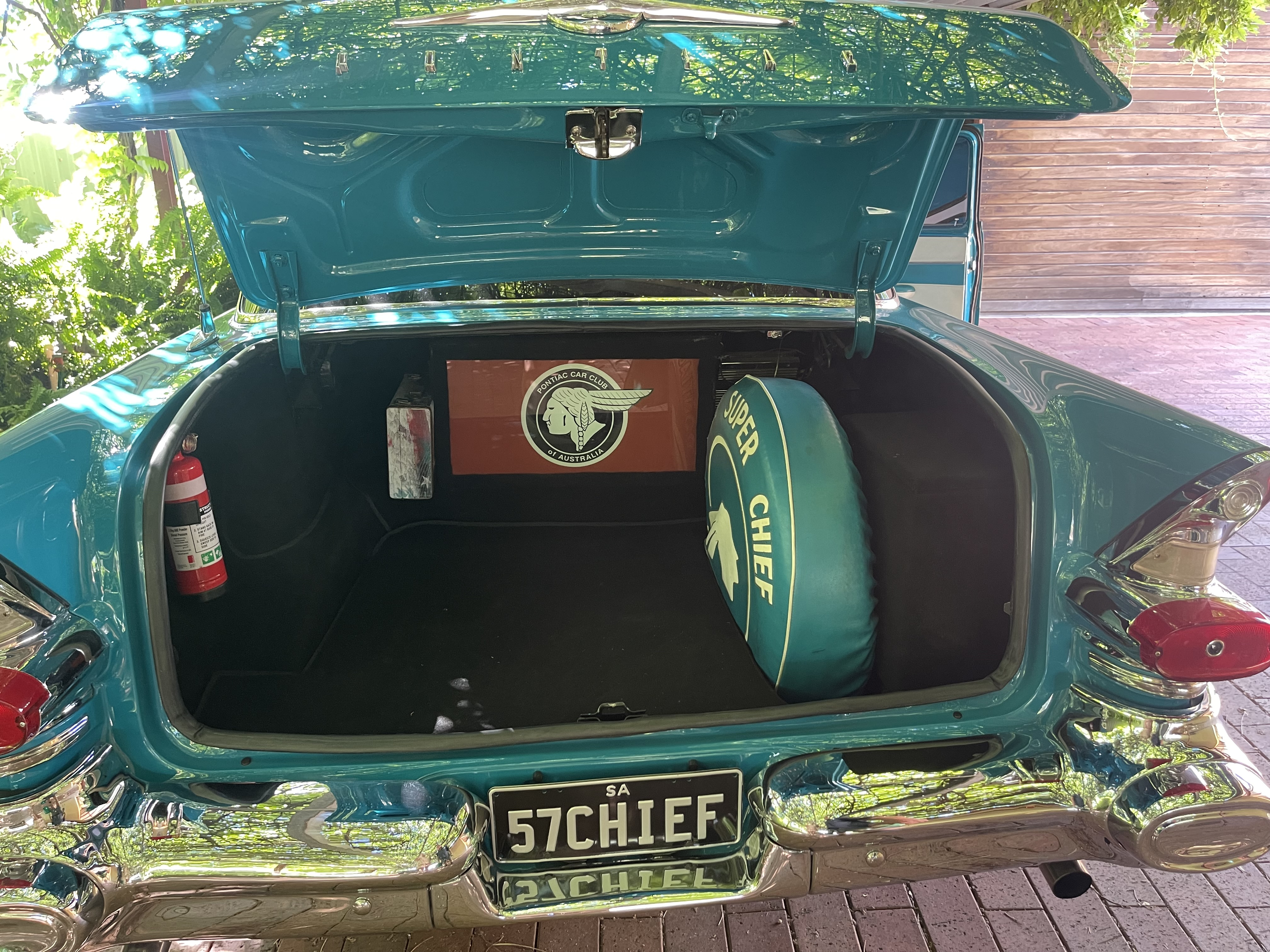 1957 PONTIAC SUPER CHIEF 4D SEDAN
