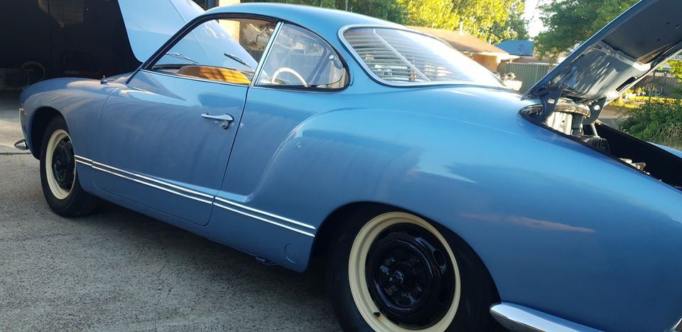 1960 VOLKSWAGEN KARMANN GHIA 4 SP MANUAL 2D COUPE