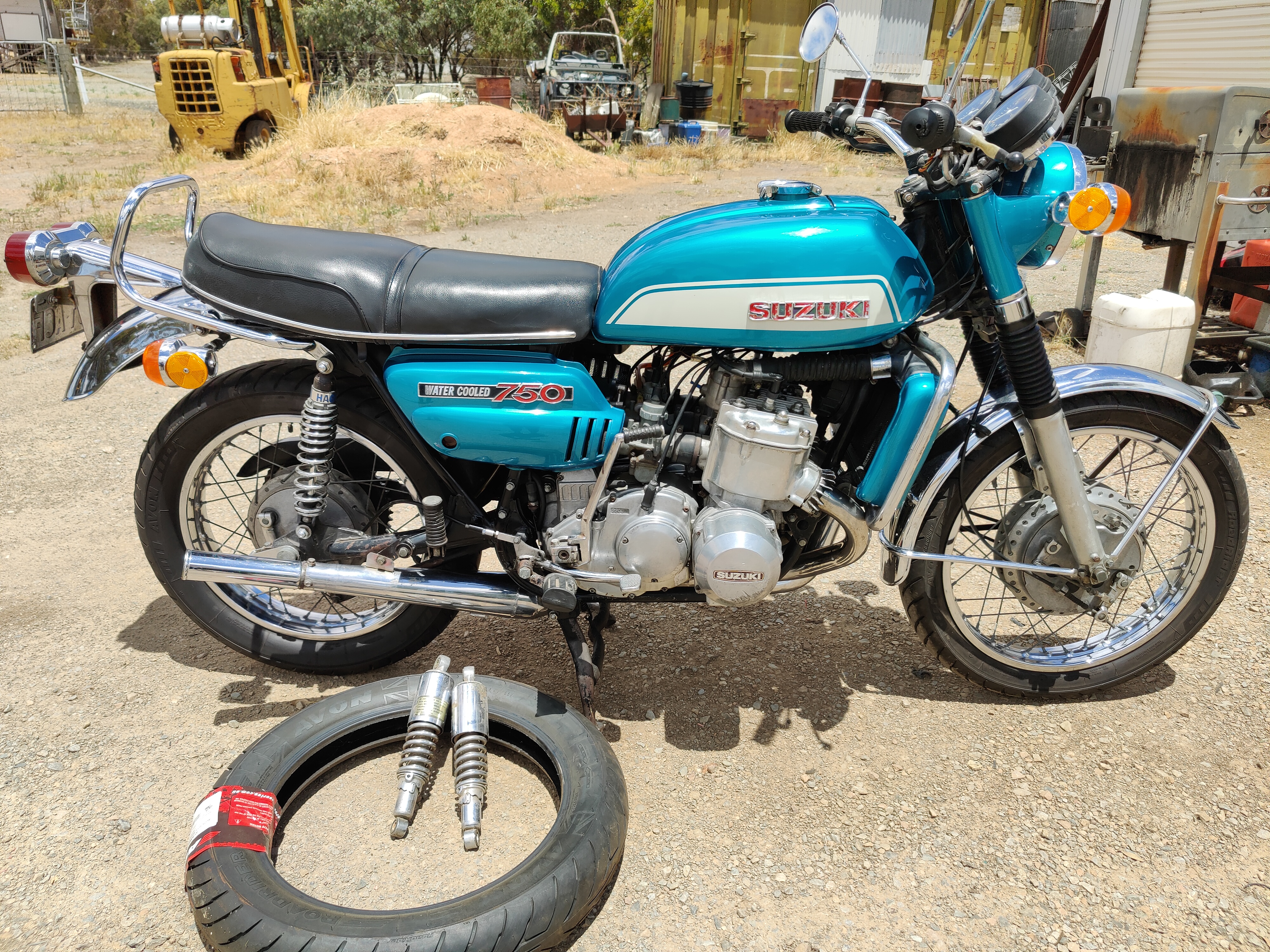 1971 SUZUKI GT750 SERIES J ROAD