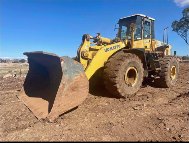 2002 KOMATSU WA470-5 WHEEL LOADER