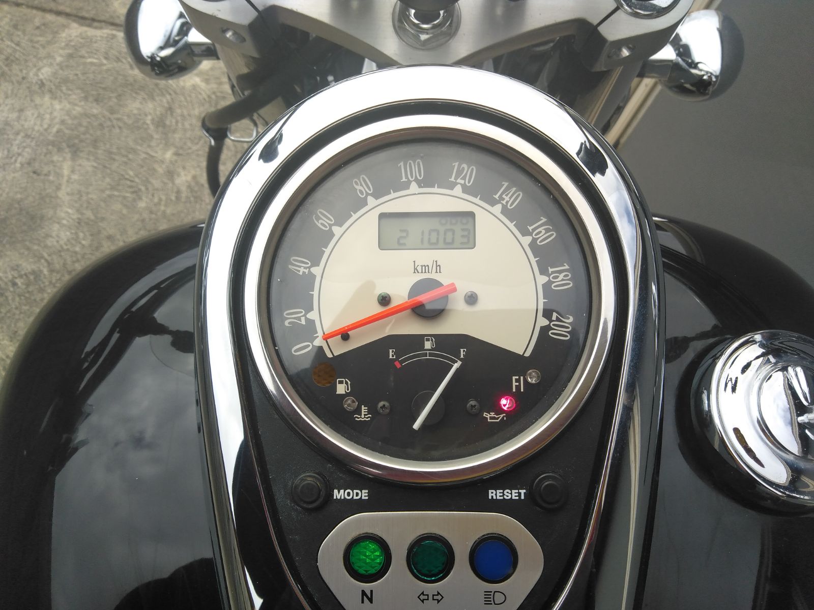 2008 KAWASAKI VULCAN 900 (VN900) CLASSIC CRUISER