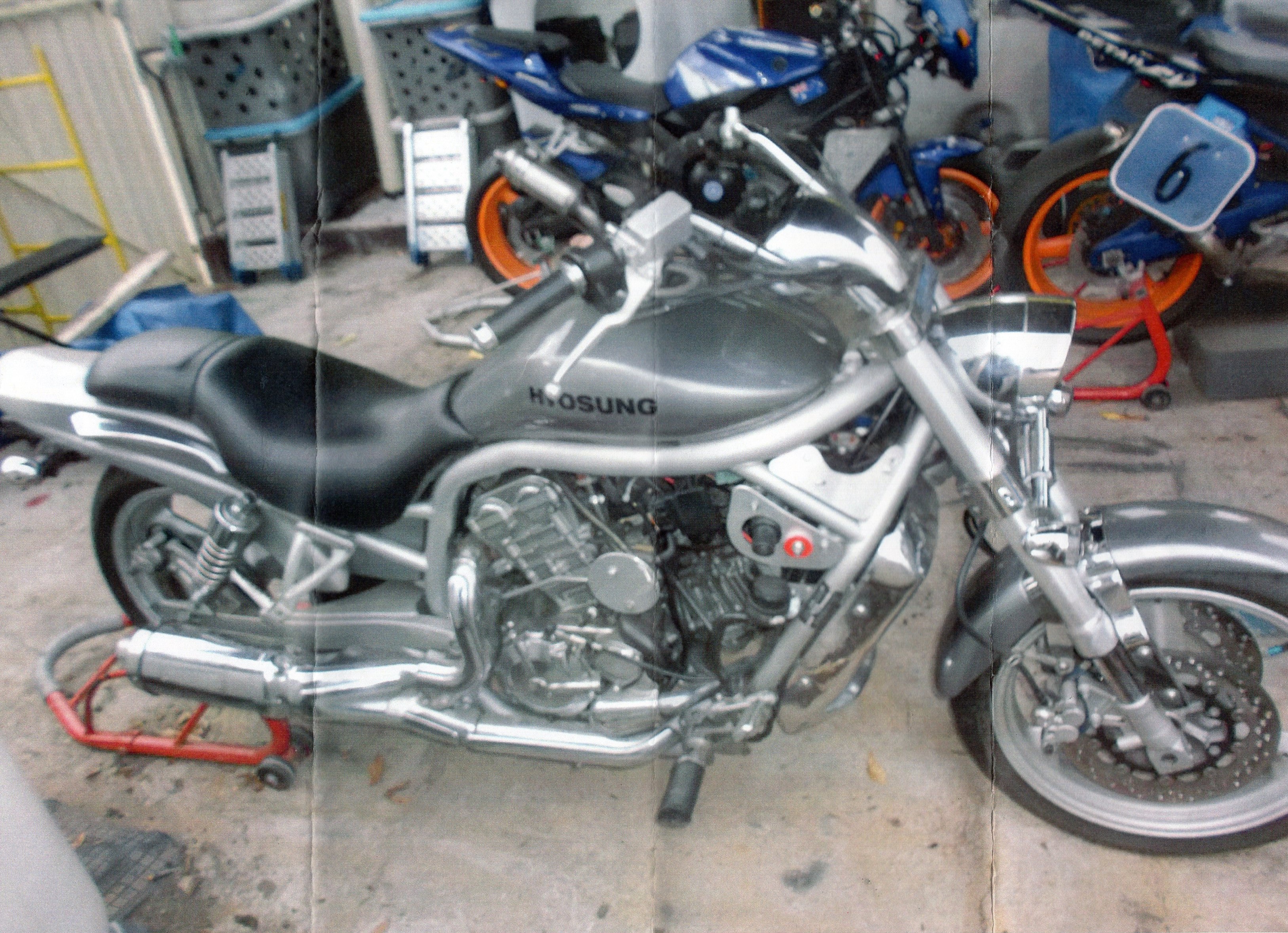 2005 HYOSUNG GV650 AQUILA CRUISER