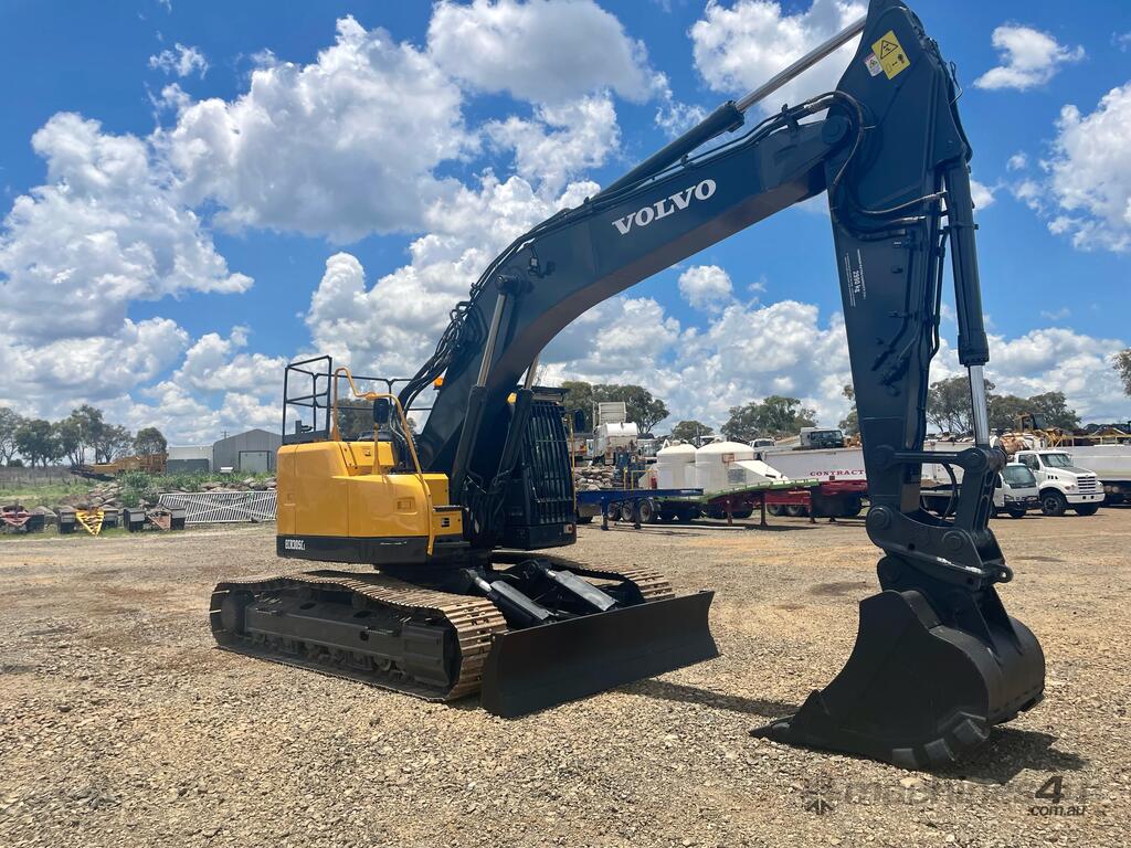 Volvo ECR305CL Excavator