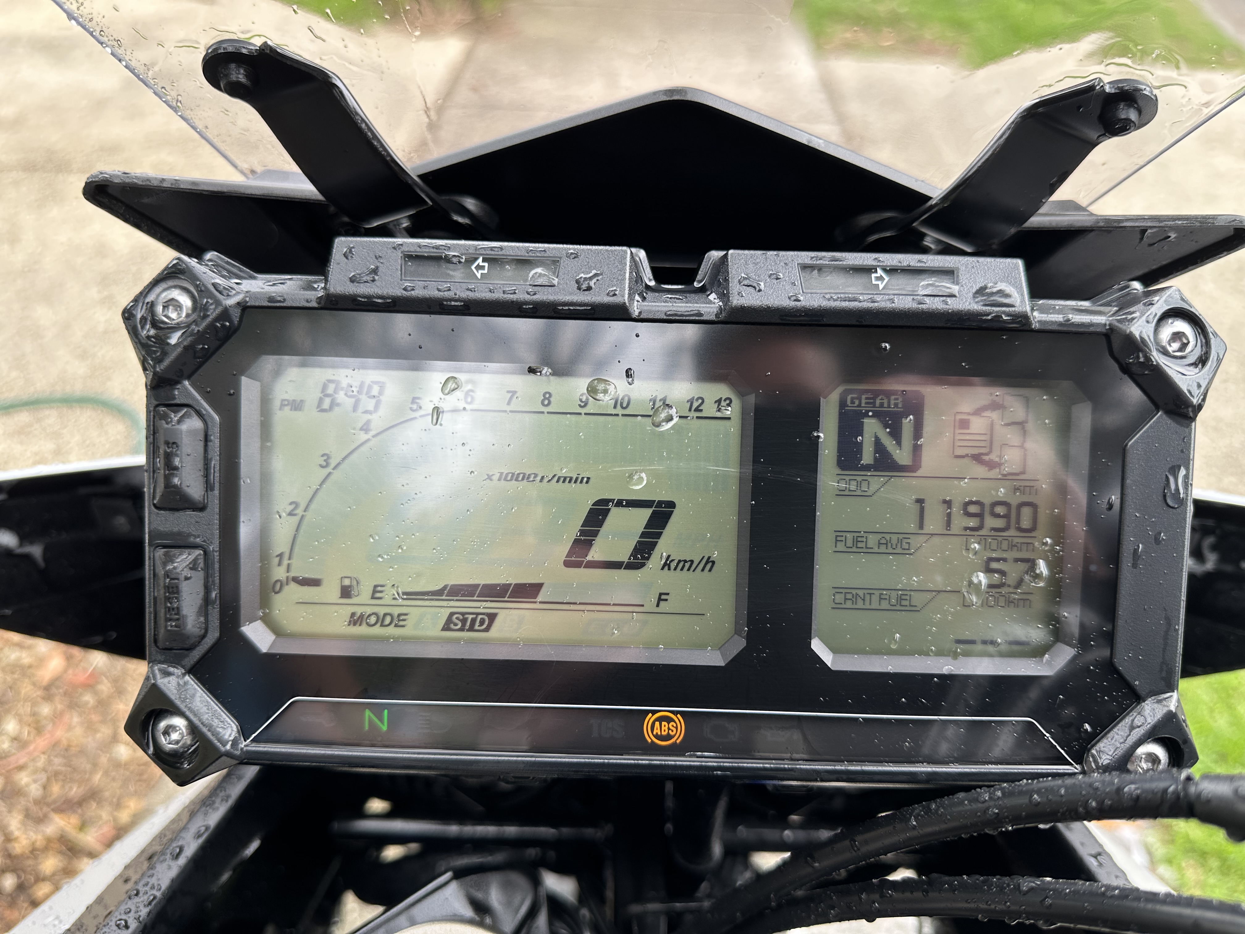 2016 YAMAHA MT-09 TRACER DUAL SPORTS