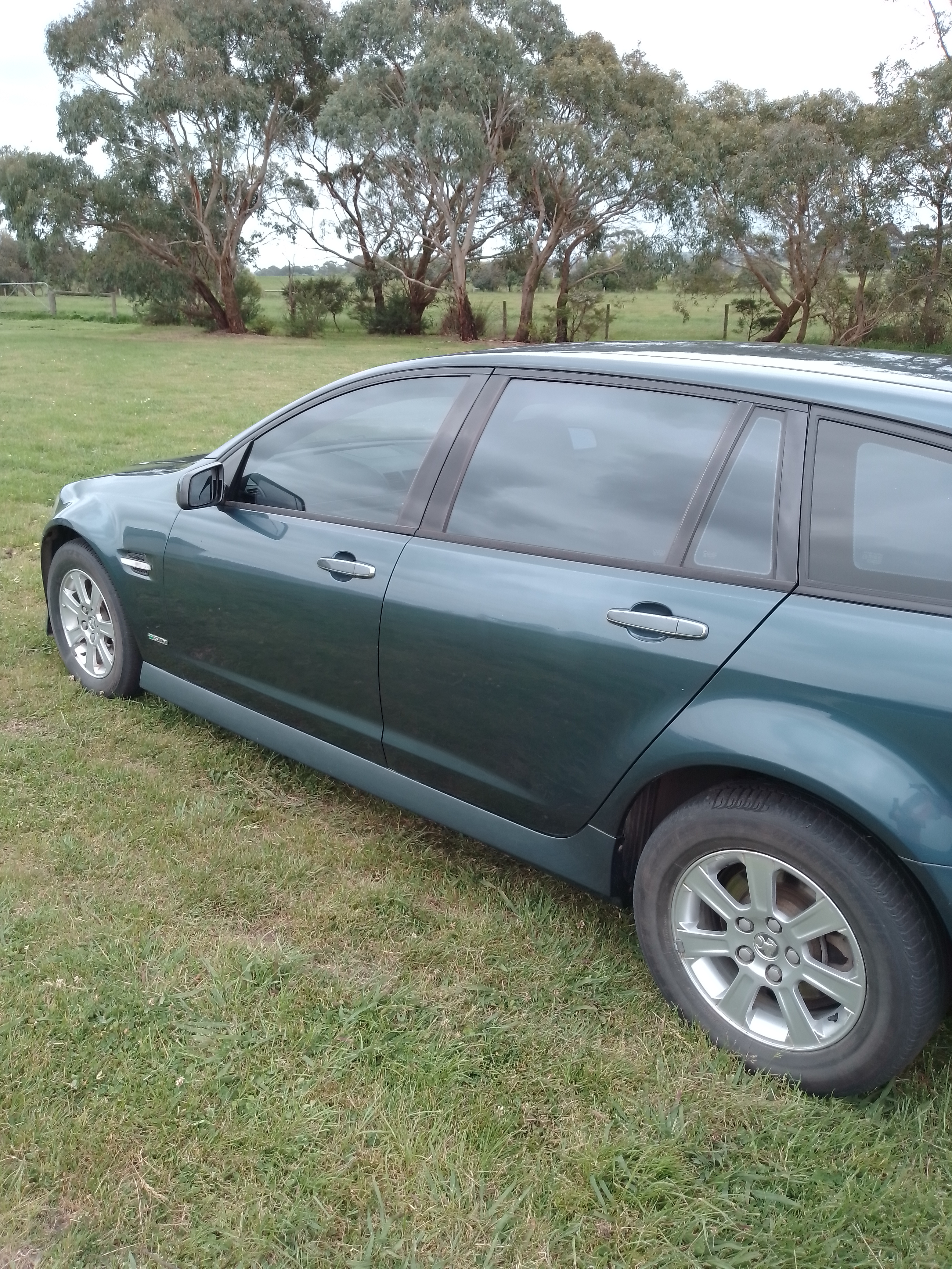 2010 HOLDEN COMMODORE VE II OMEGA SPORTWAGON