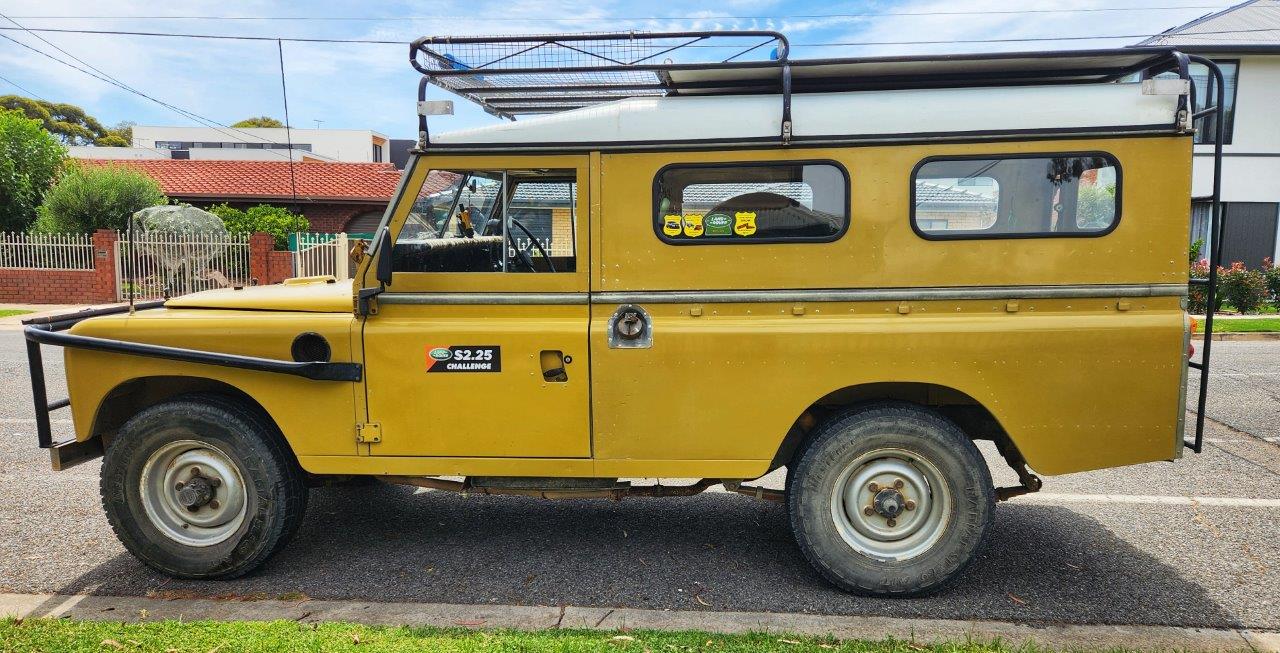 1976 LAND ROVER SERIES 3 LWB 4 CYLINDER PETROL MANUAL WITH ROVERDRIVE
