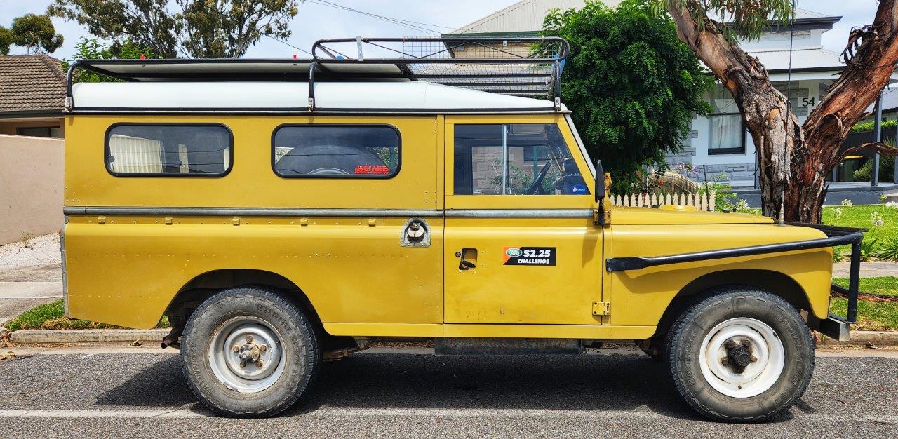 1976 LAND ROVER SERIES 3 LWB 4 CYLINDER PETROL MANUAL WITH ROVERDRIVE