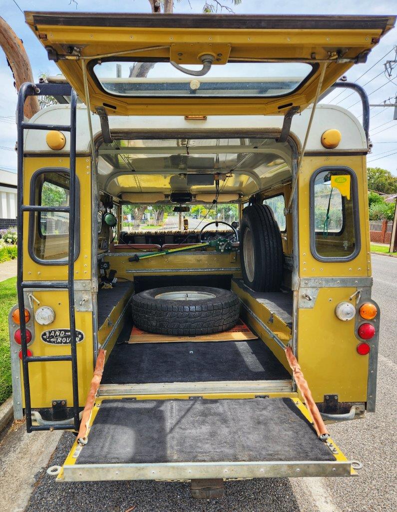 1976 LAND ROVER SERIES 3 LWB 4 CYLINDER PETROL MANUAL WITH ROVERDRIVE