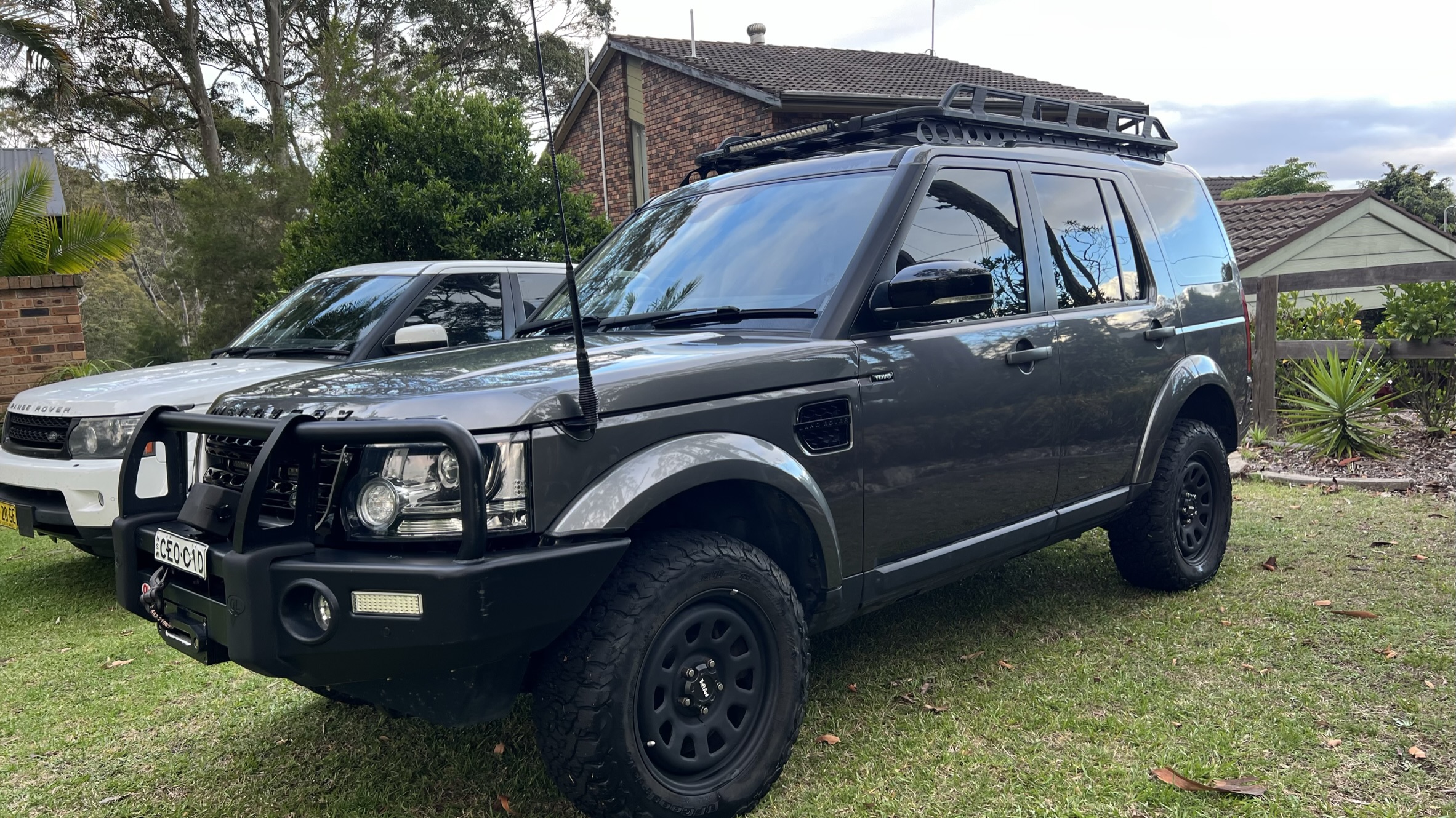 2014 LAND ROVER DISCOVERY MY14 3.0 TDV6 8 SP AUTOMATIC 4D WAGON 