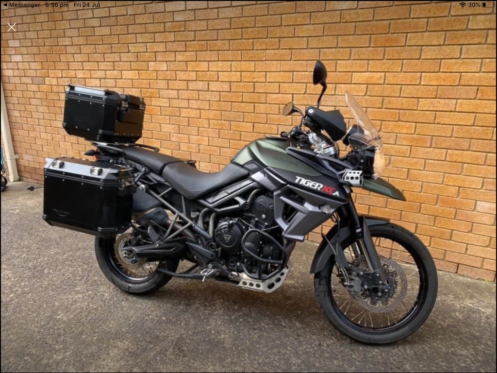 2015 TRIUMPH TIGER 800 XCA DUAL SPORTS