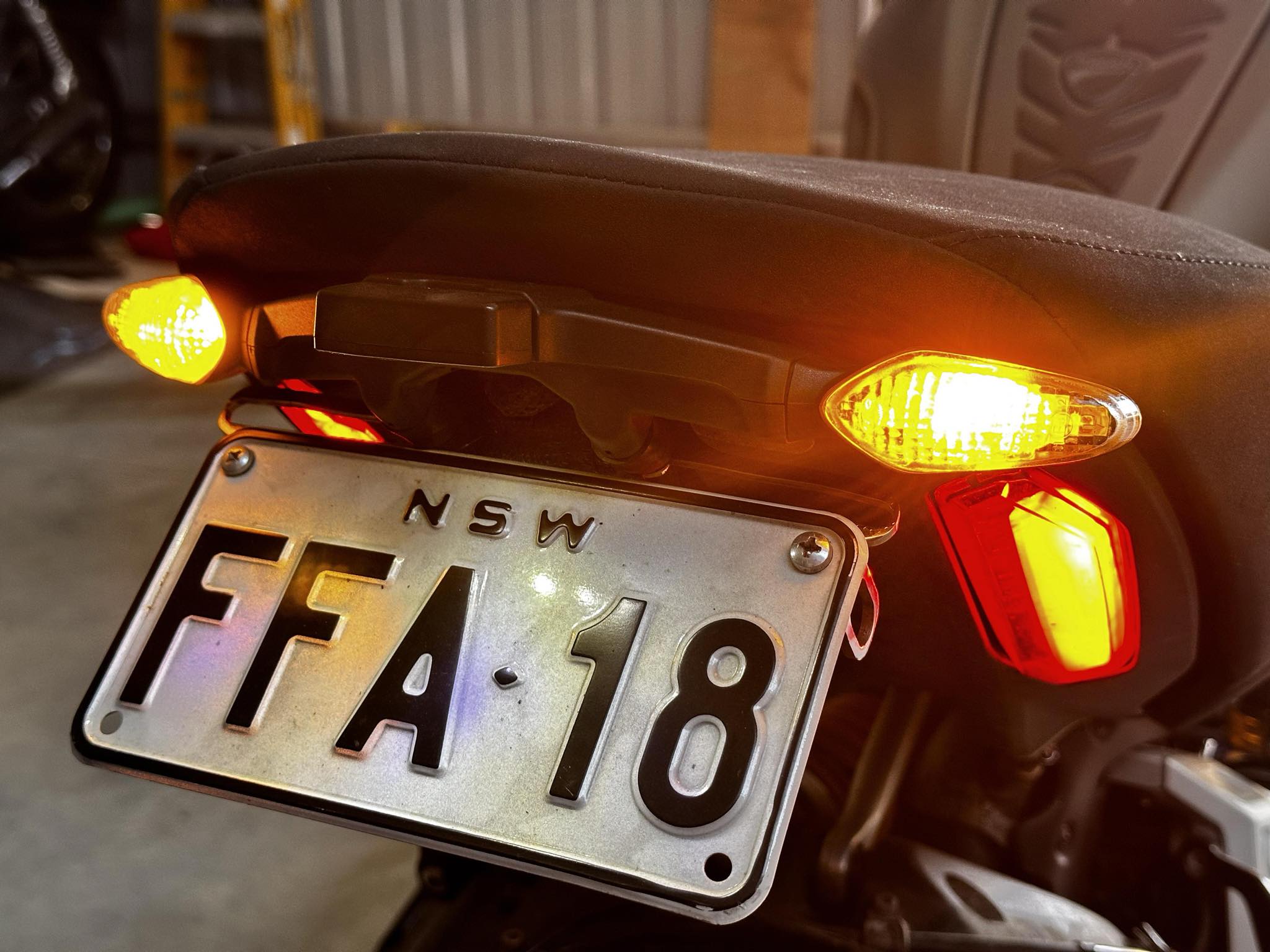 2020 DUCATI DIAVEL 1260 (SANDSTONE GREY) CRUISER