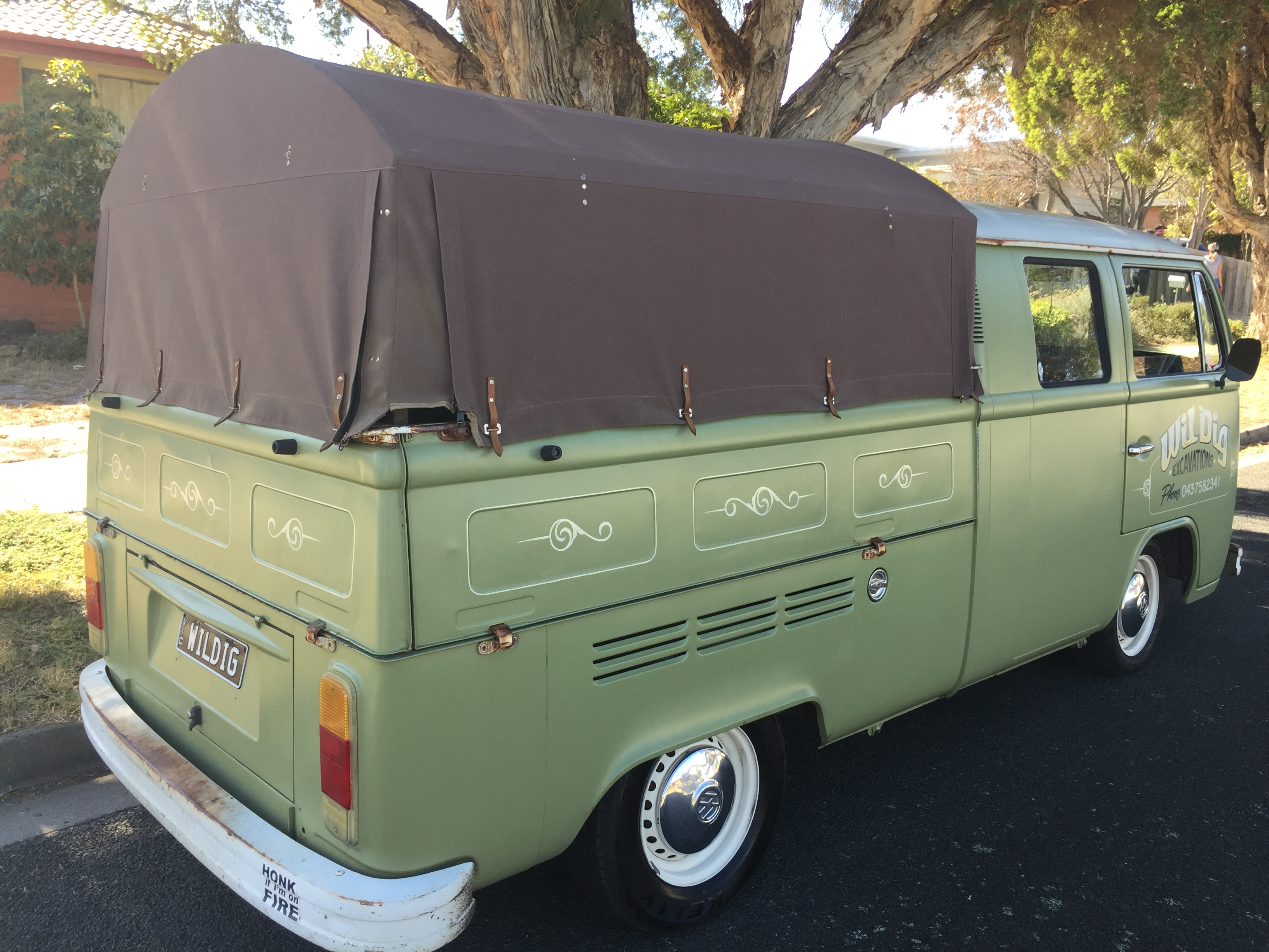 1977 VOLKSWAGEN TRANSPORTER DUAL CAB P/UP 