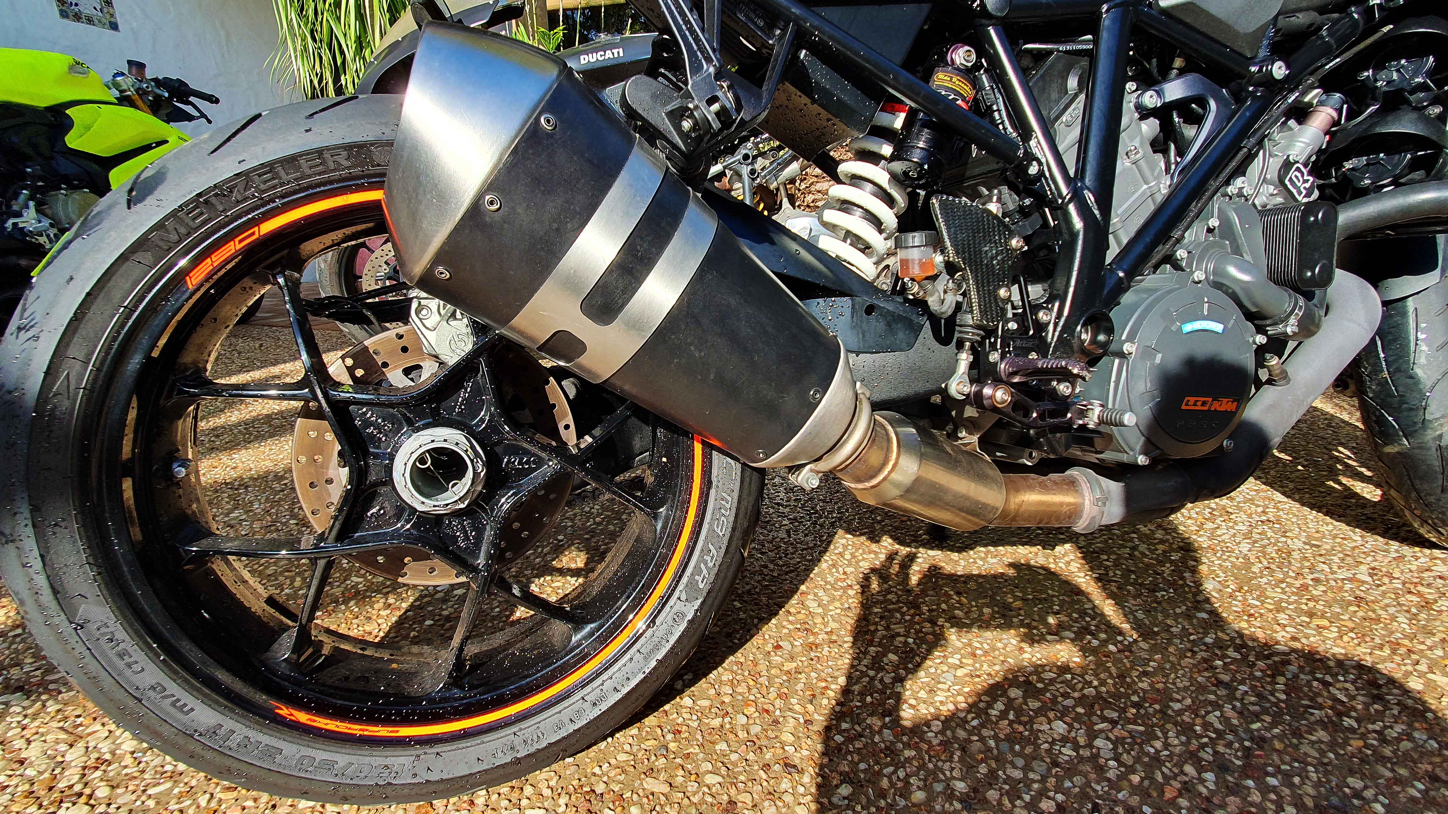 2017 KTM 1290 SUPER DUKE R SPORTS 