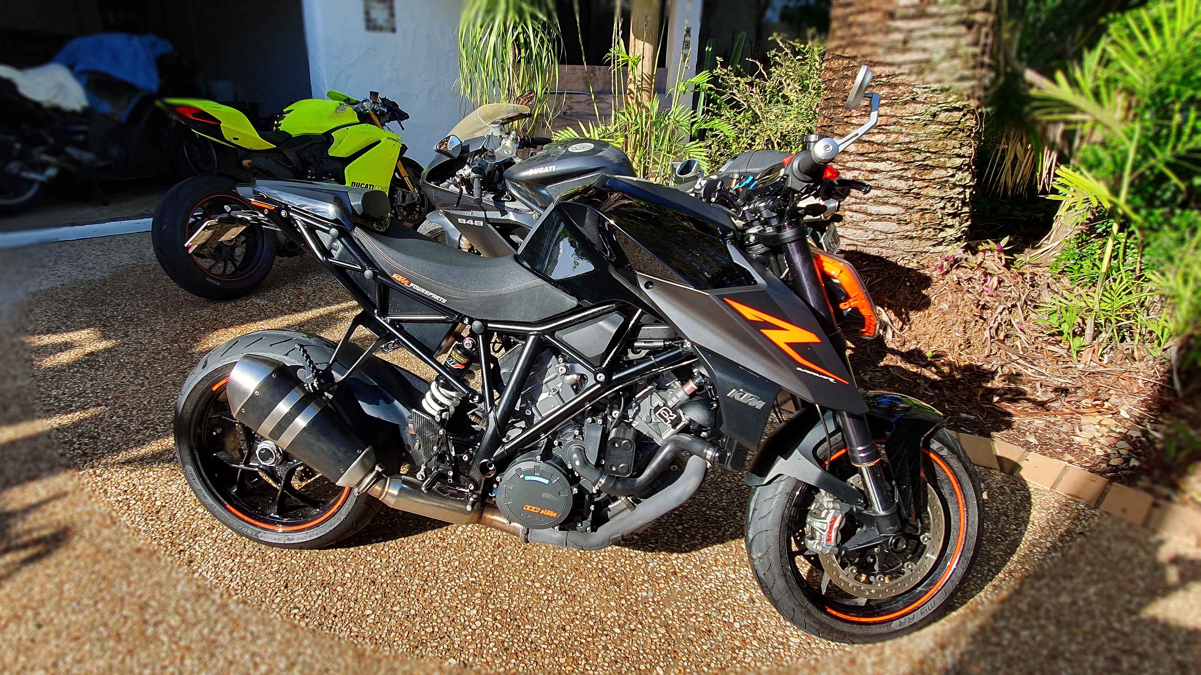 2017 KTM 1290 SUPER DUKE R SPORTS 