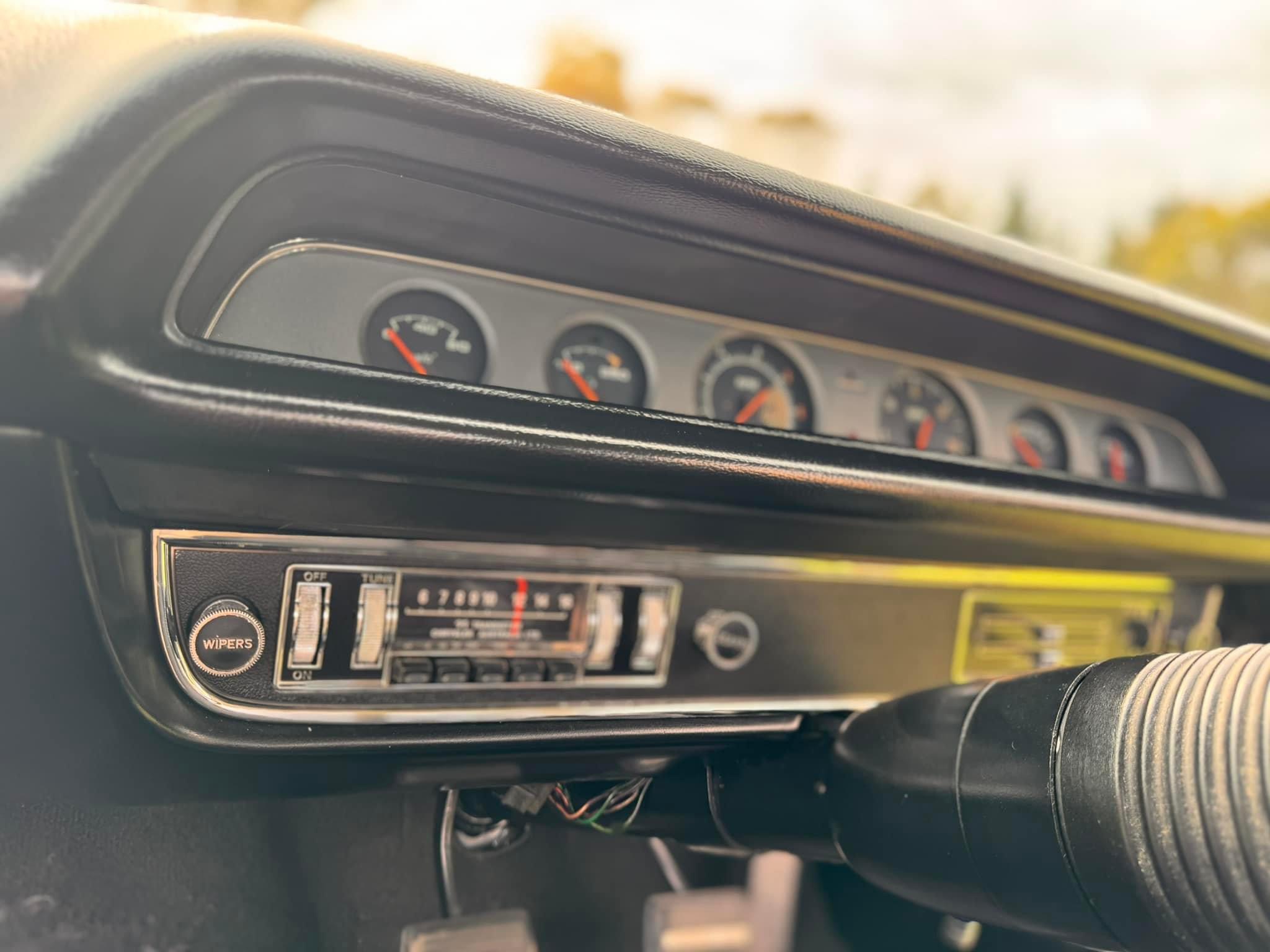 1972 DODGE UTILITY