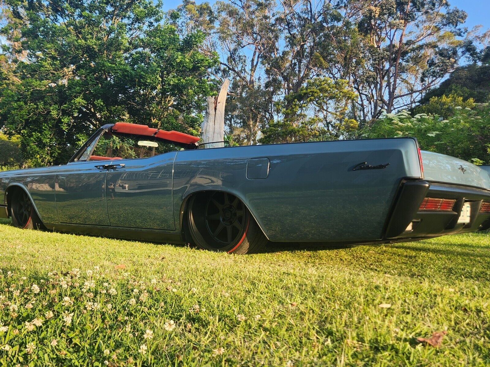 1966 LINCOLN CONTINENTAL CONVERTIBLE 