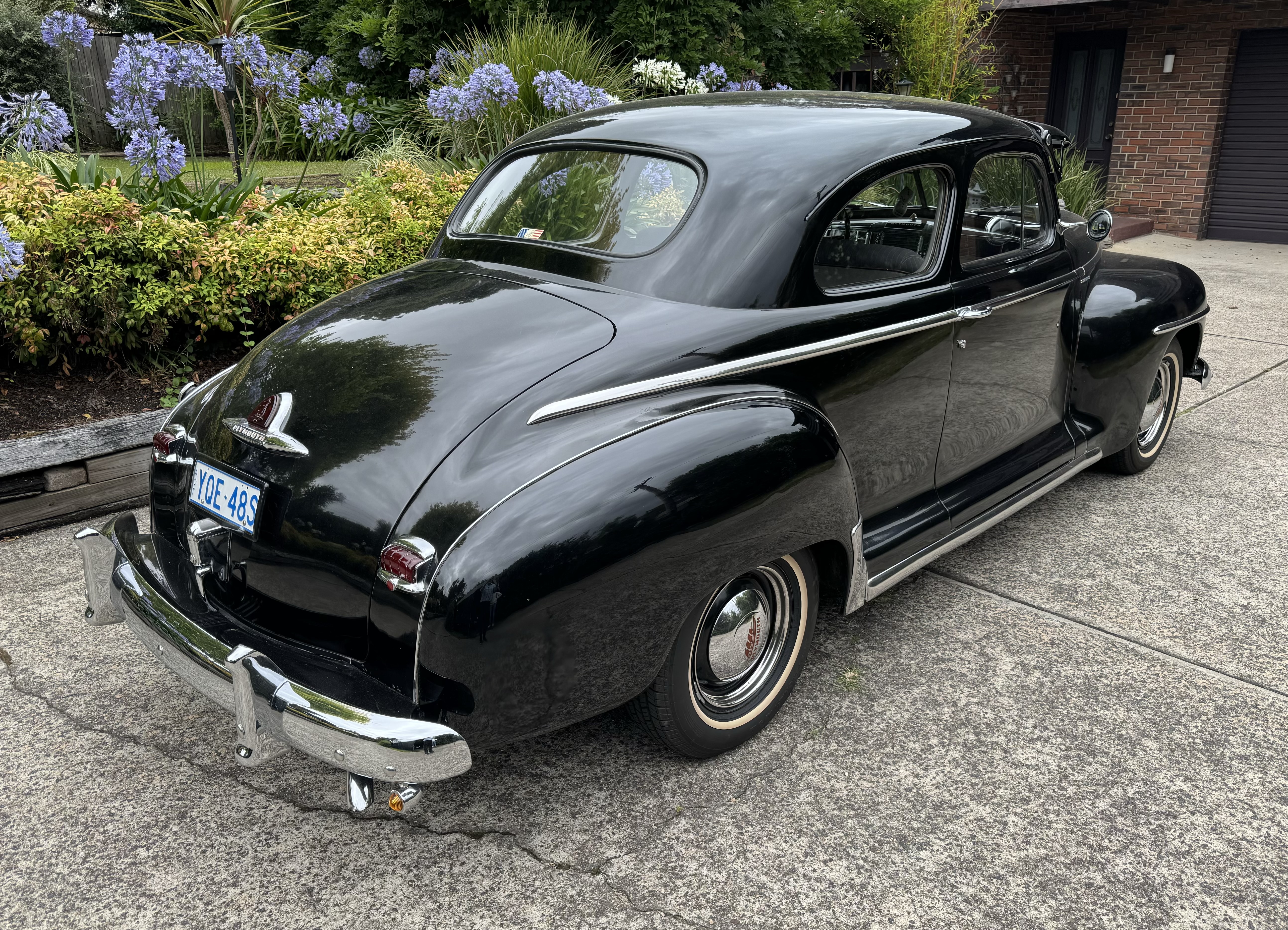1948 PLYMOUTH SPECIAL DELUXE COUPE