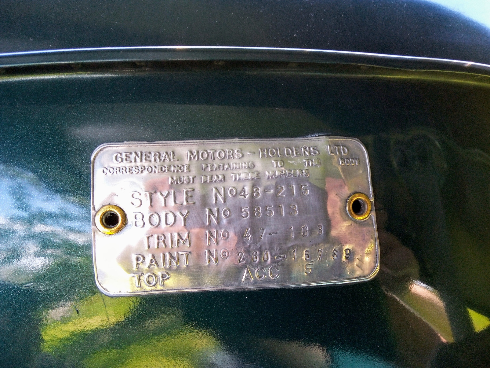 1952 HOLDEN 48-215 FX SEDAN