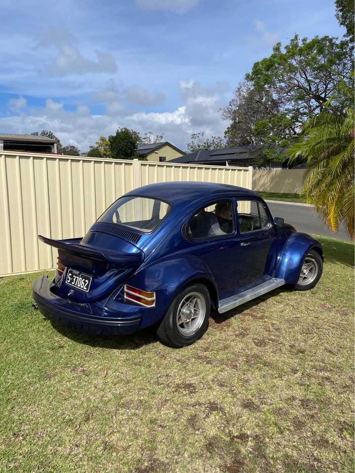 1973 VOLKSWAGEN 1600 SUPER BUG L 4 SP MANUAL 2D SEDAN