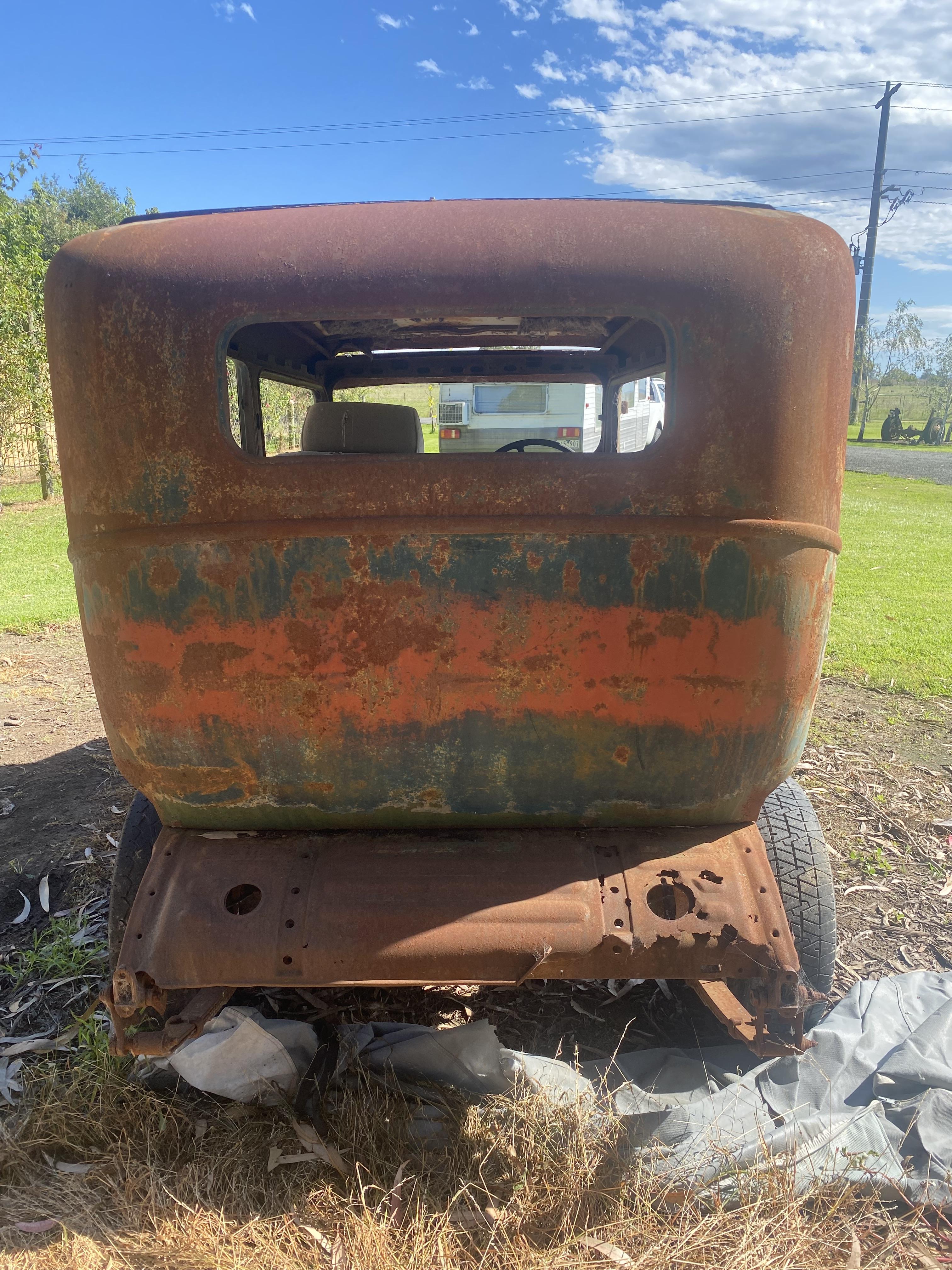 1929 DODGE SEDAN 