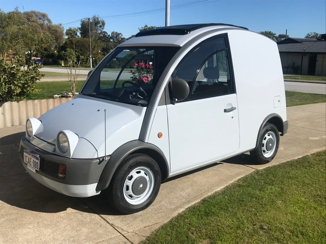 1989 NISSAN S-CARGO VAN