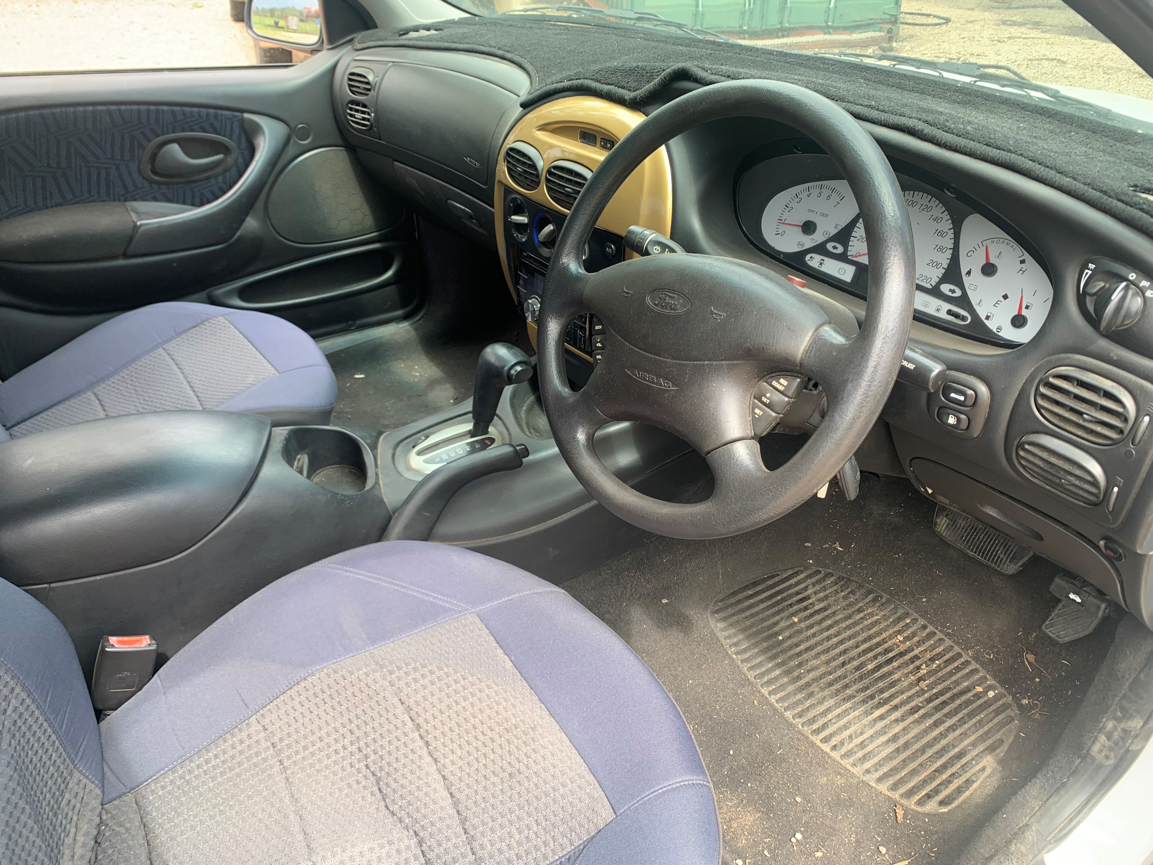 2001 FORD FALCON AUII HAVOC SEDAN