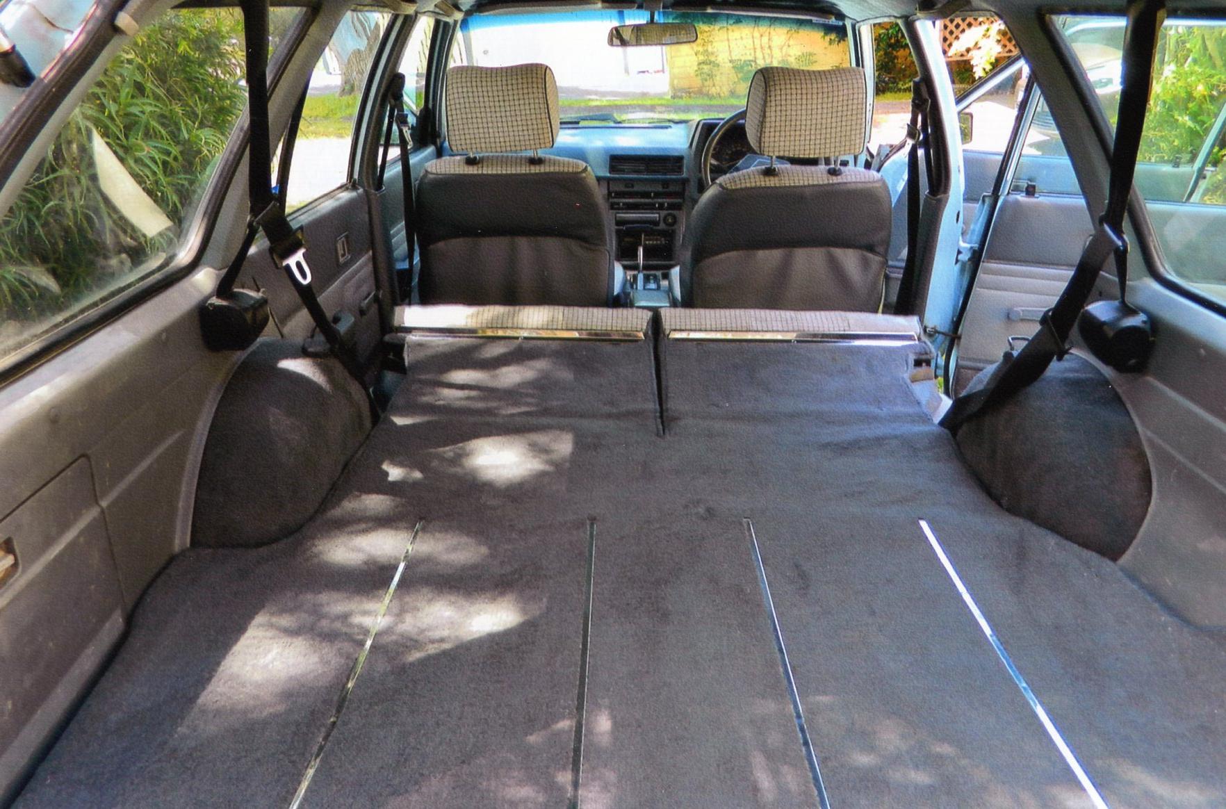 1986 TOYOTA CORONA CS ST141 STATION WAGON