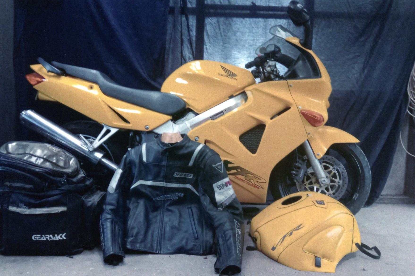 1998 HONDA VFR 898A 800CC SPORTS