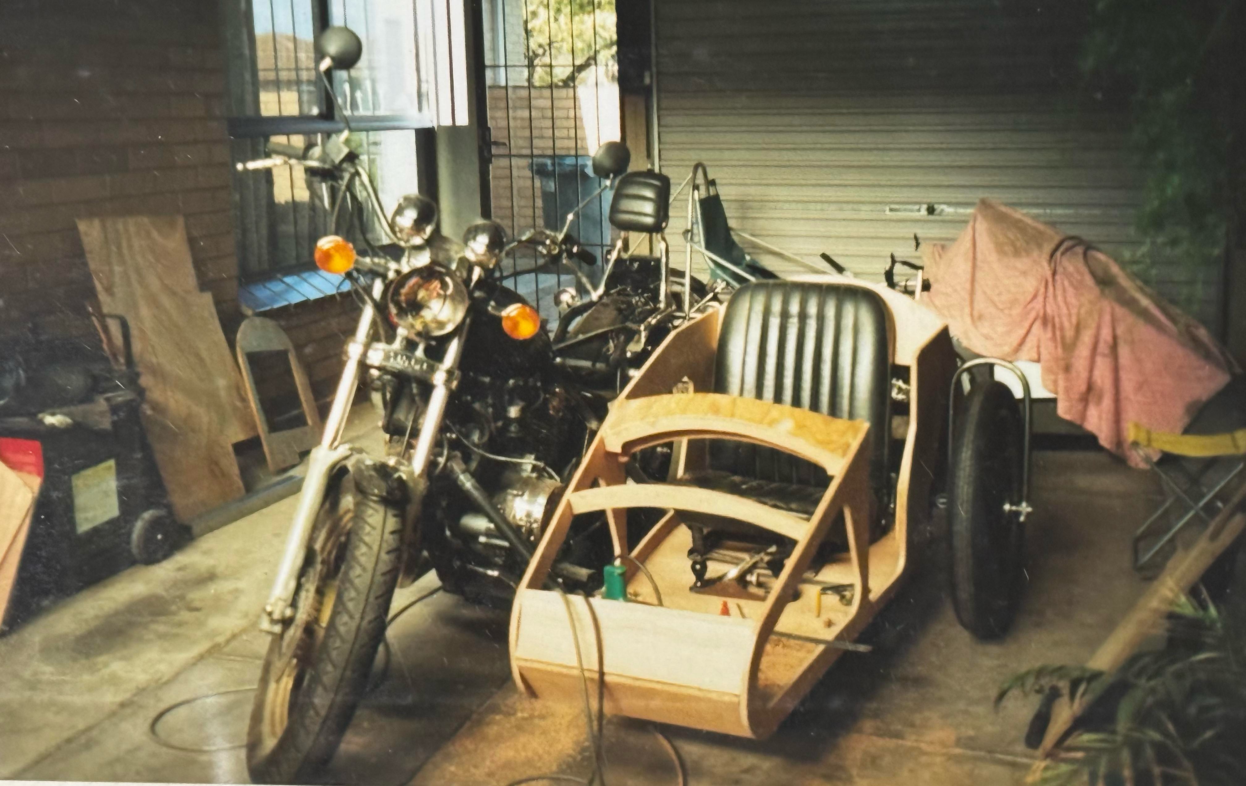 1980S YAMAHA VIRAGO 1000CC OUTFIT