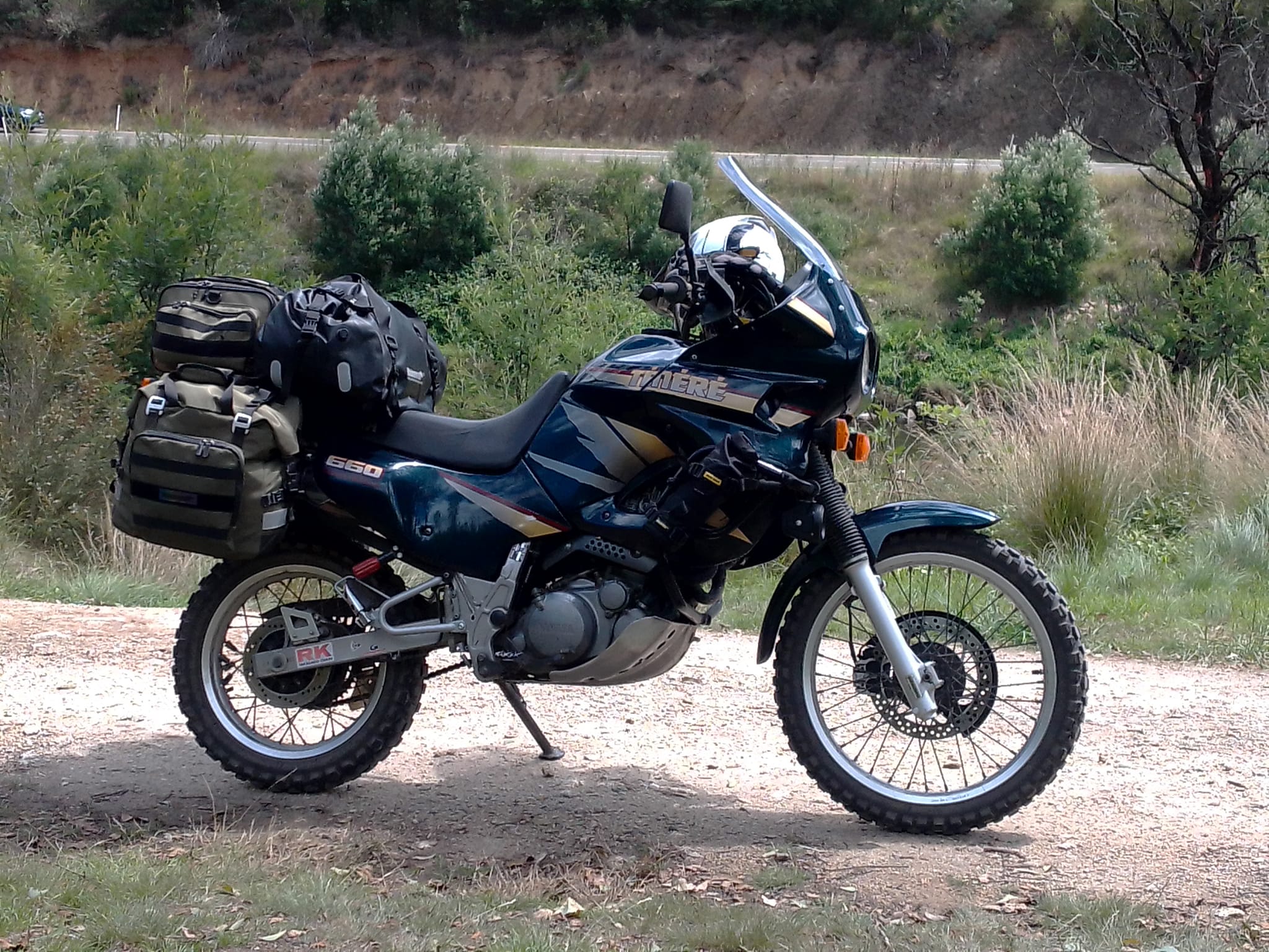 1998 YAMAHA XTZ 660 TENERE ADVENTURE BIKE