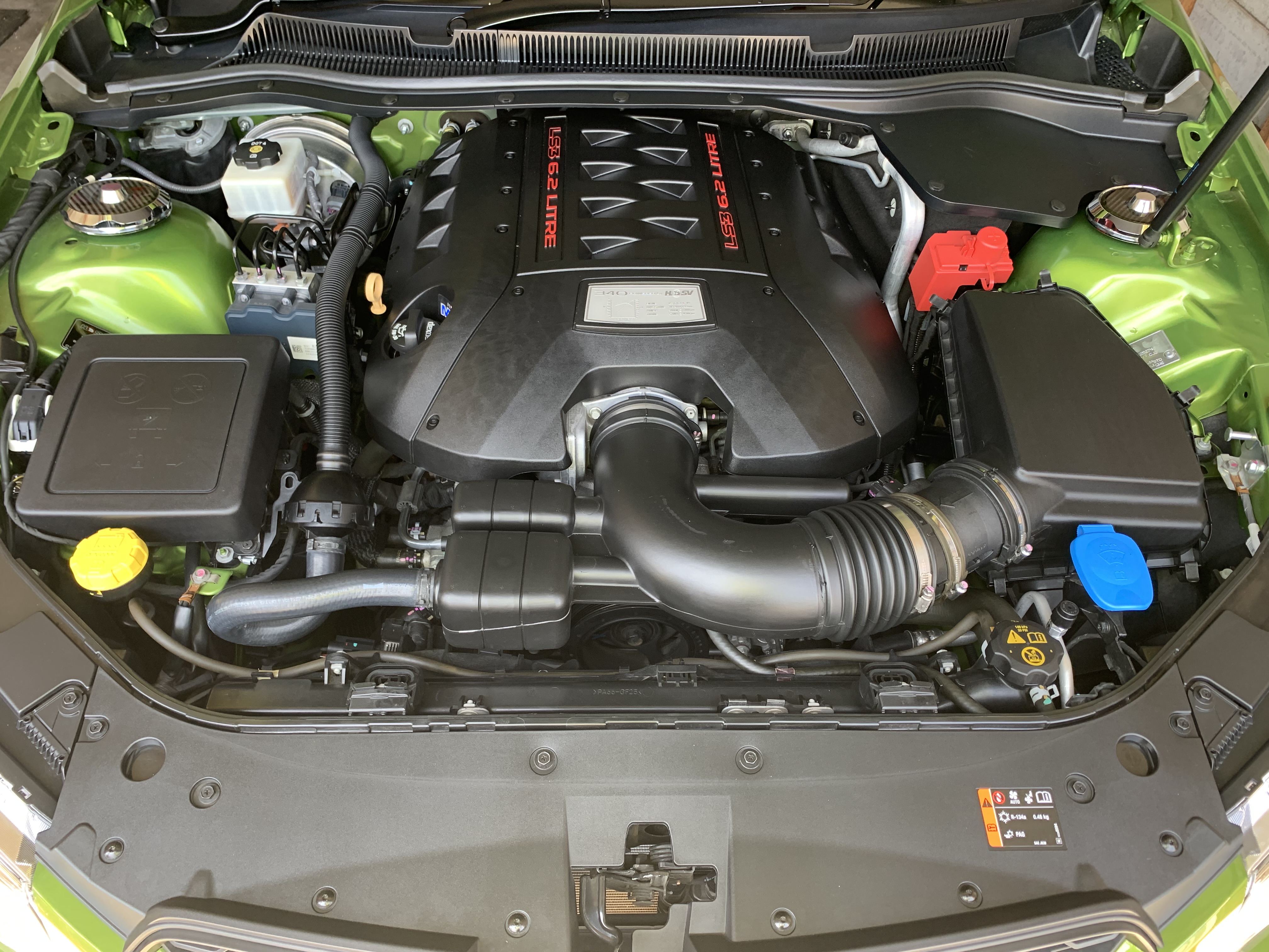 2016 HSV CLUBSPORT GEN-F2 R8 TRACK EDITION LS3 6 SP AUTO ACTIVE SELECT 4D SEDAN
