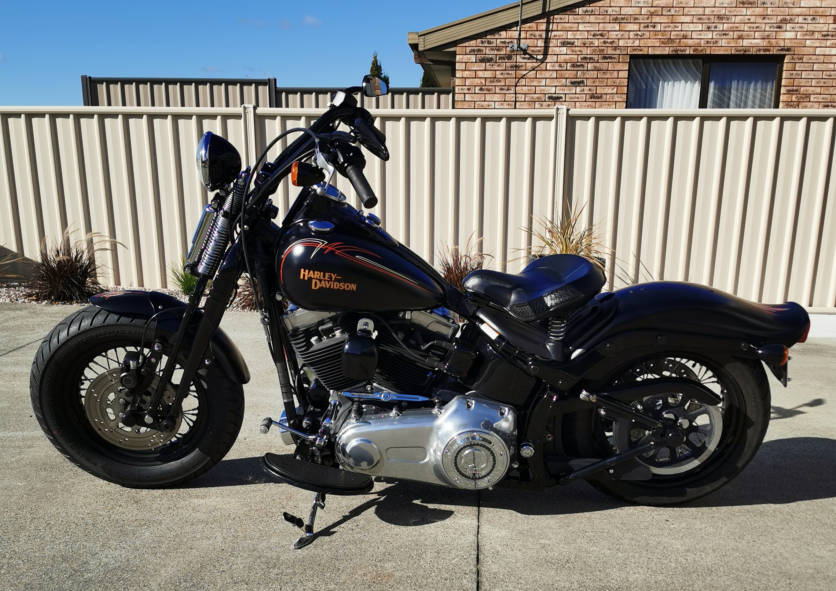 2009 HARLEY-DAVIDSON FLSTSB SOFTAIL CROSS BONES 96 CRUISER