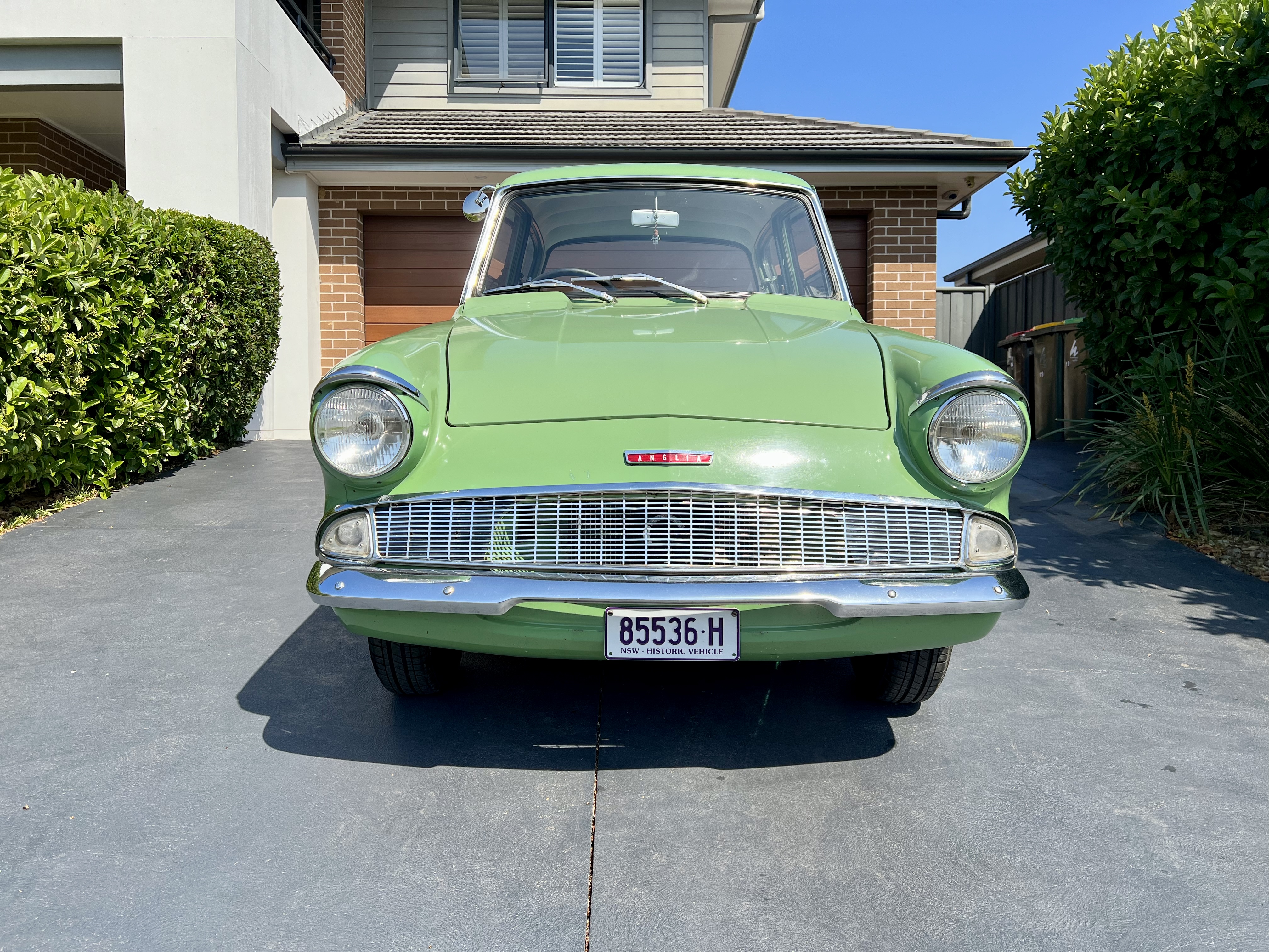 1960 FORD ANGLIA 4 SP MANUAL 2D SEDAN