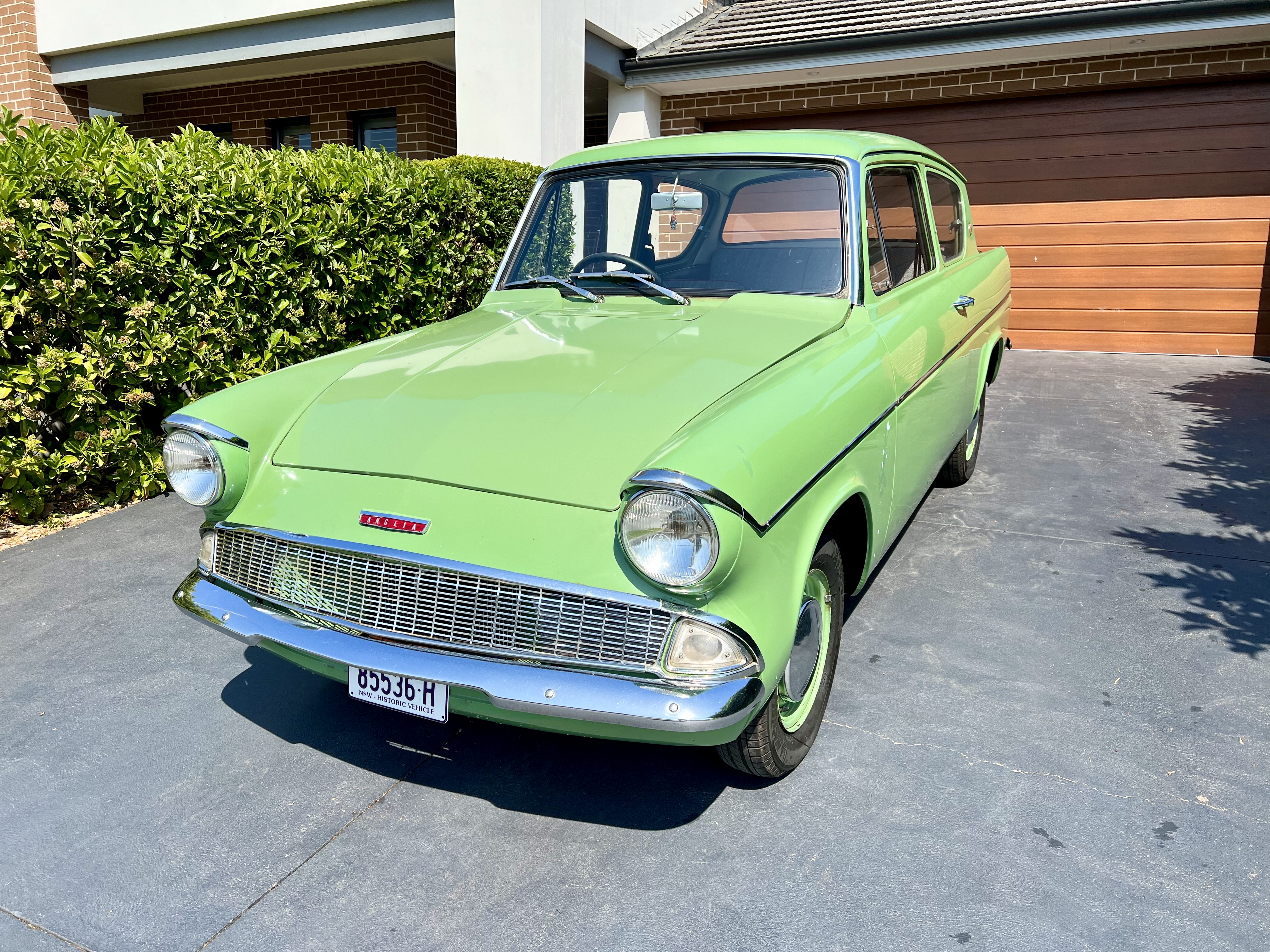 1960 FORD ANGLIA 4 SP MANUAL 2D SEDAN