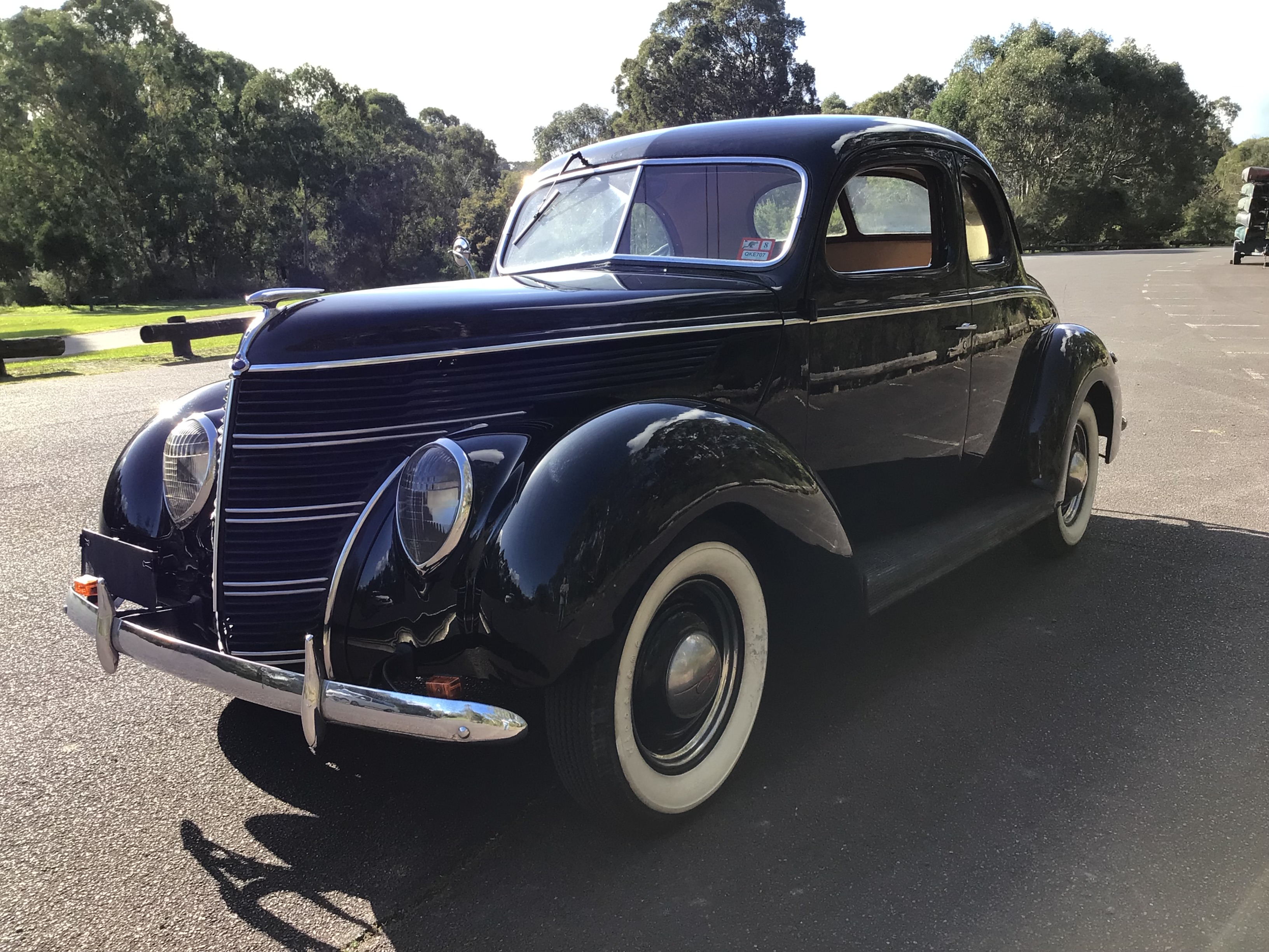 1938 FORD V8 BUSINESS COUPE 