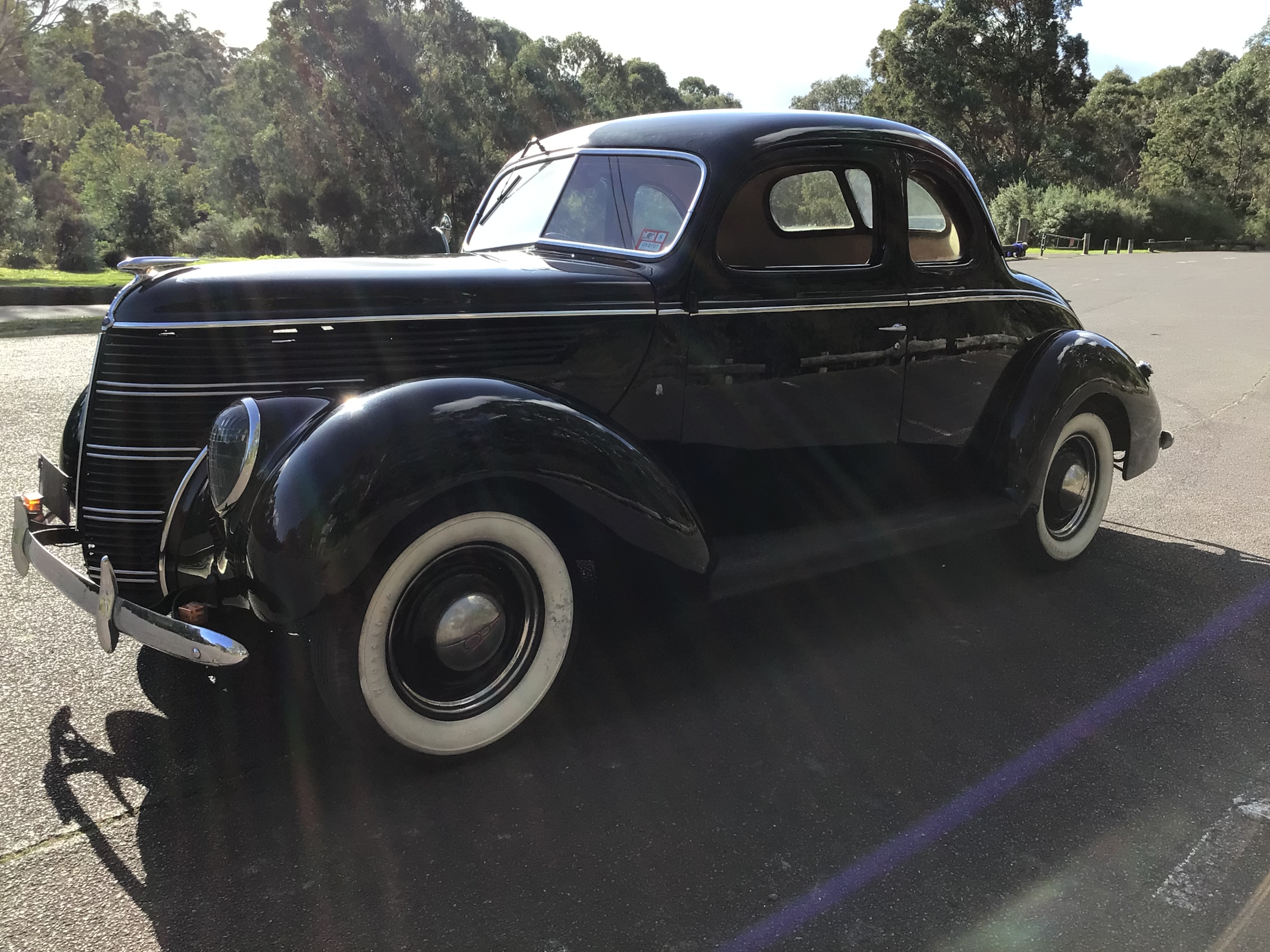 1938 FORD V8 BUSINESS COUPE 