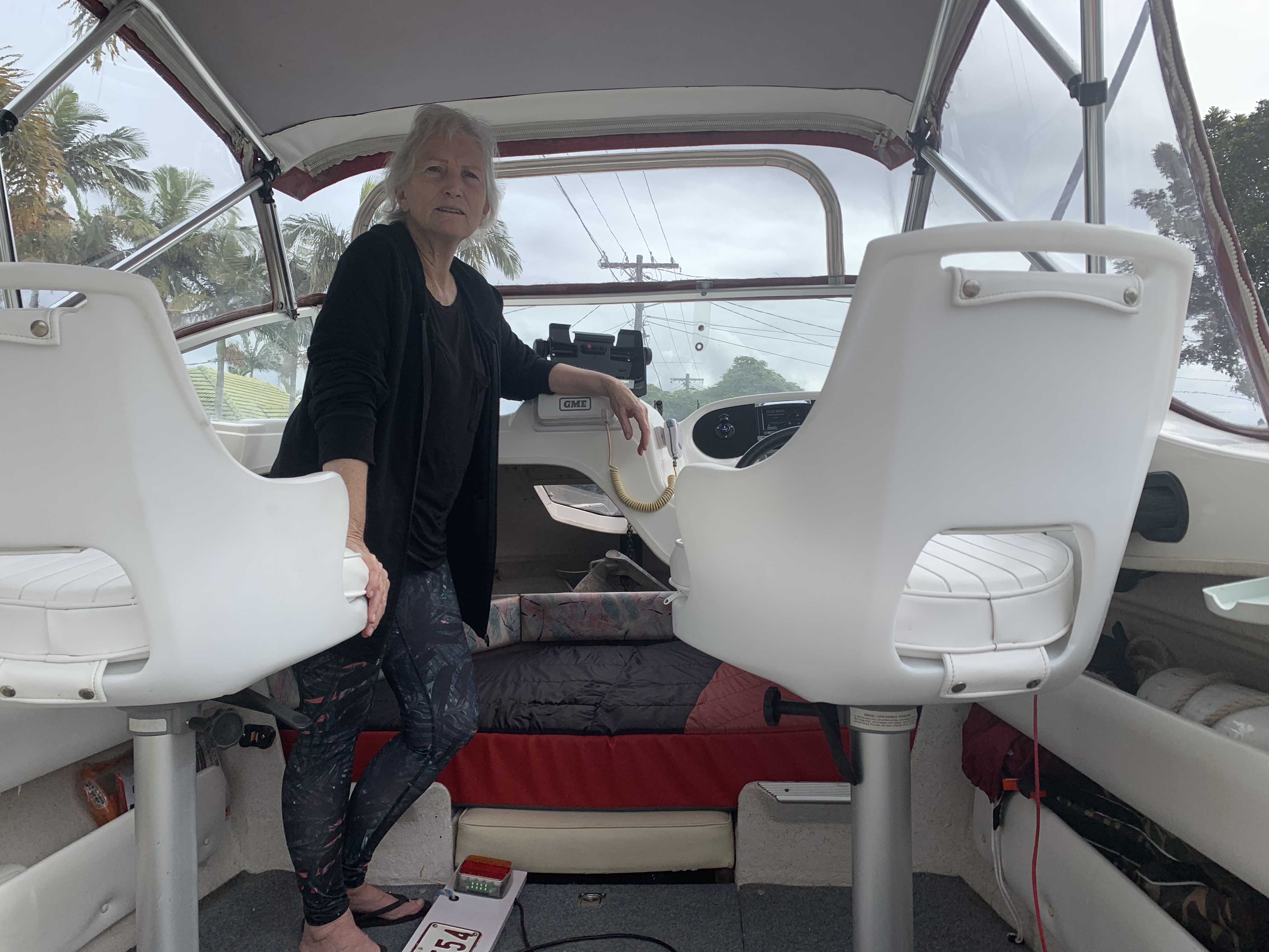 2002 HAINES SIGNATURE 460 DF HALF CABIN