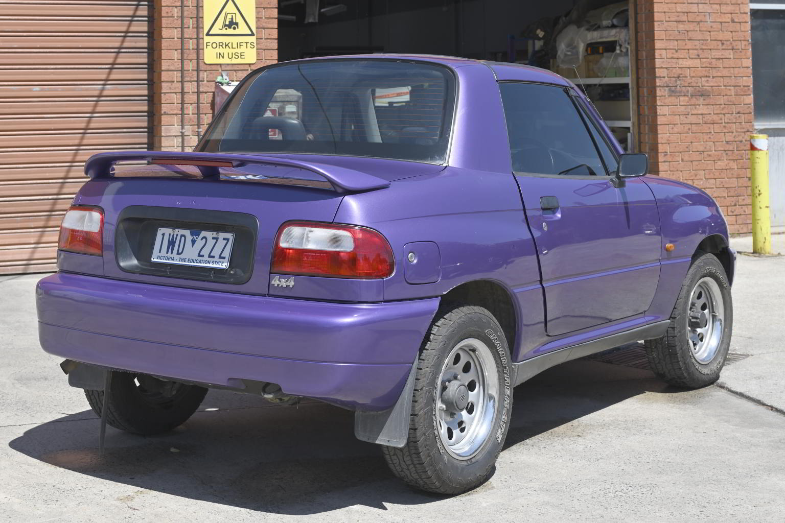 1996 SUZUKI X-90 4x4 2D TARGA