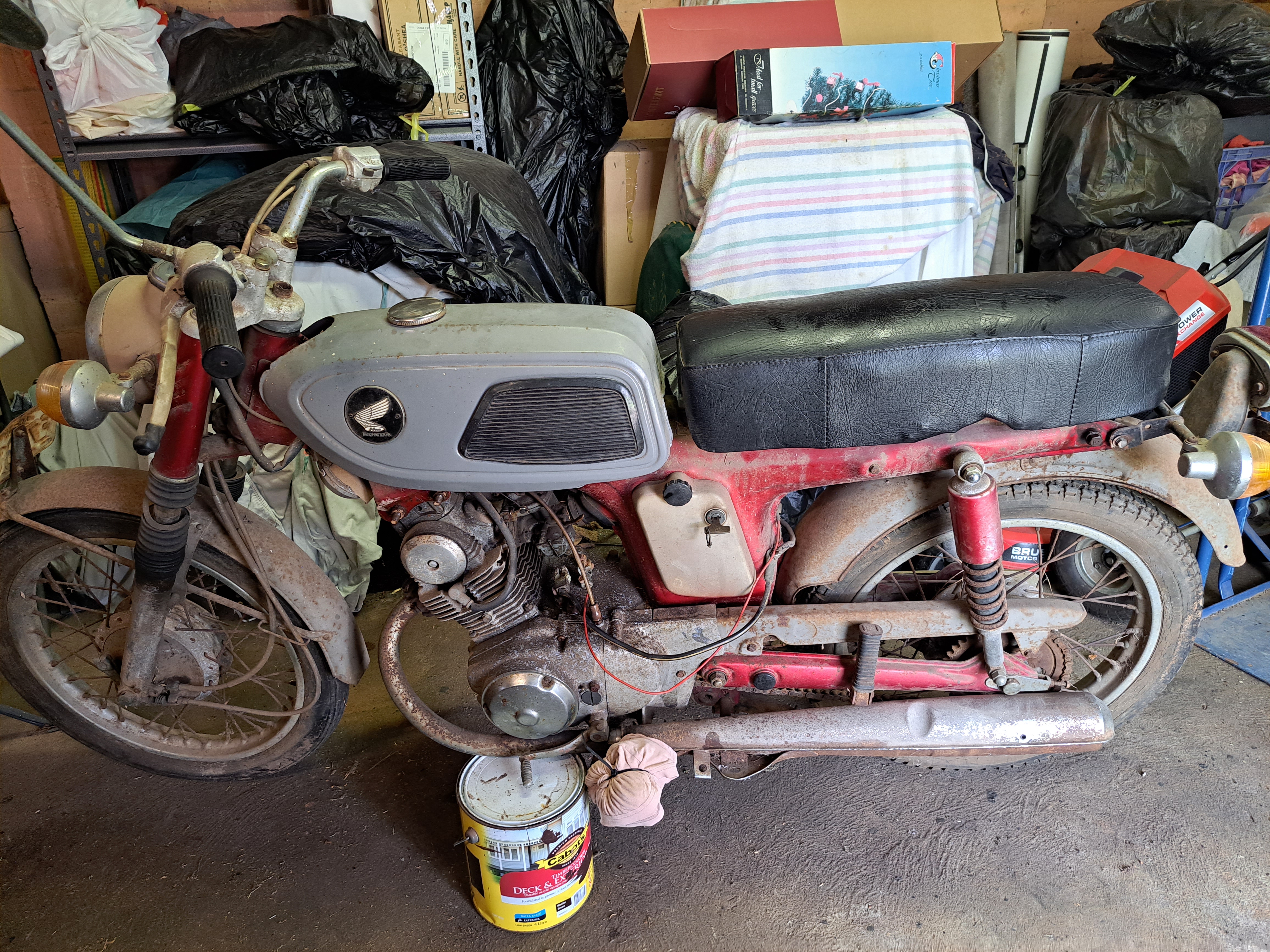 1965 HONDA TWIN CYLINDER 125CC ROAD
